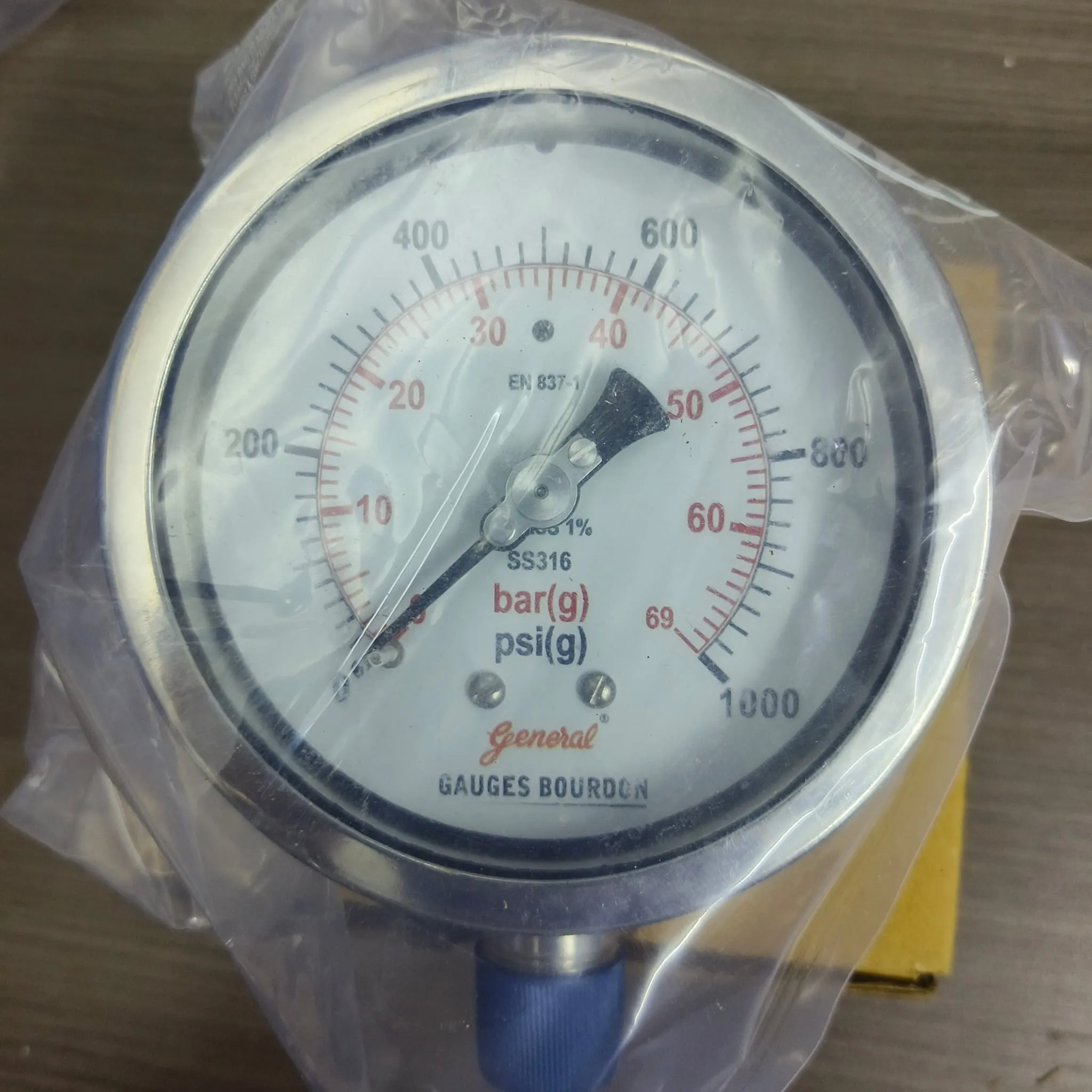 General Instruments Pressure Gauge BSPG-V, 0...1000 psi, 2nd Scale bar, 4" Dial, 1/2" Male NPT Lower Mount, SS Body & Parts, BSPG-V-100-S4S-S6S-S6S-S4S-T15NTM-(0-1000)-PSI/BAR-DUS - image 3
