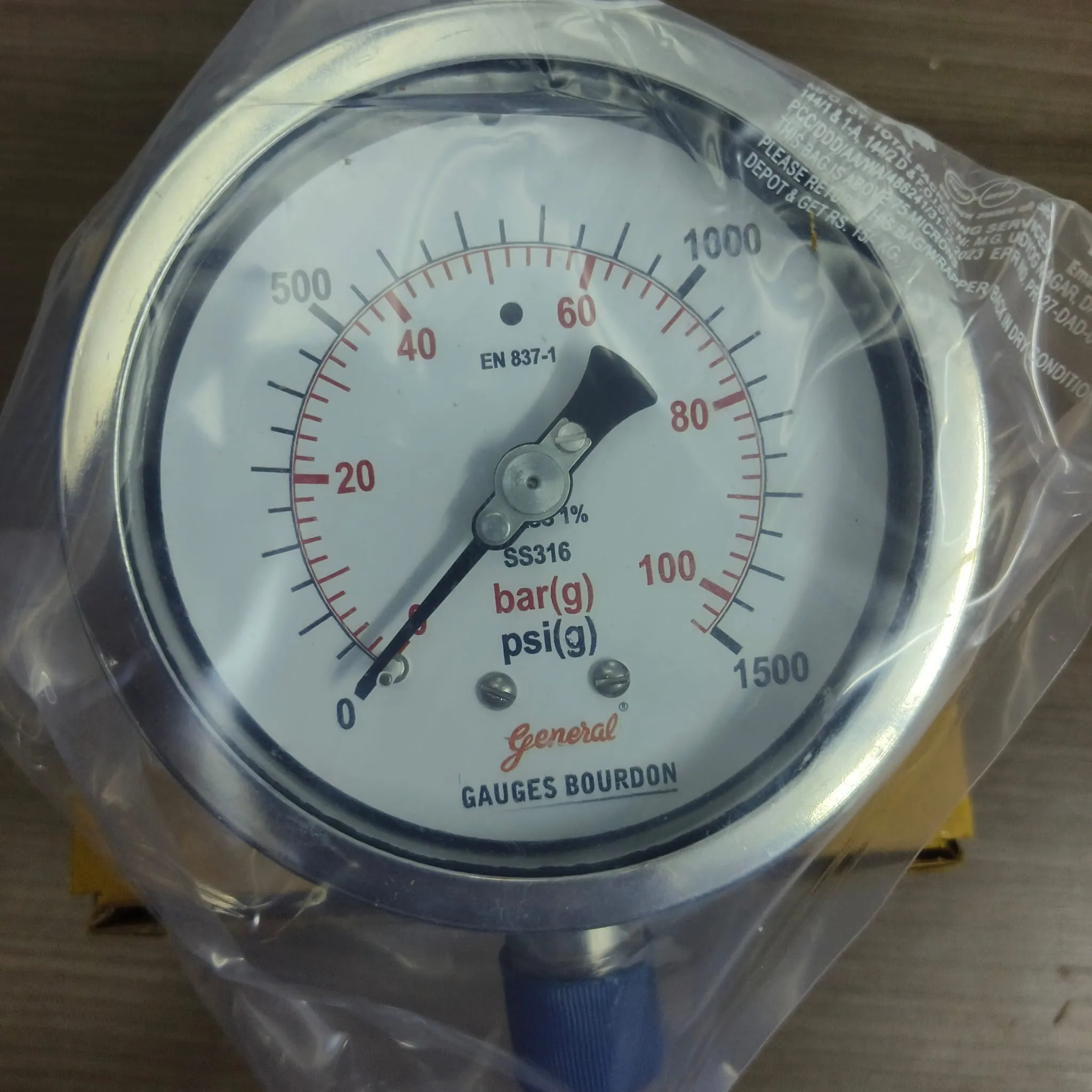 General Instruments Pressure Gauge BSPG-V, 0...1500 psi, 2nd Scale bar, 4" Dial, 1/2" Male NPT Lower Mount, SS Body & Parts, BSPG-V-100-S4S-S6S-S6S-S4S-T15NTM-(0-1500)-PSI/BAR-DUS - image 3