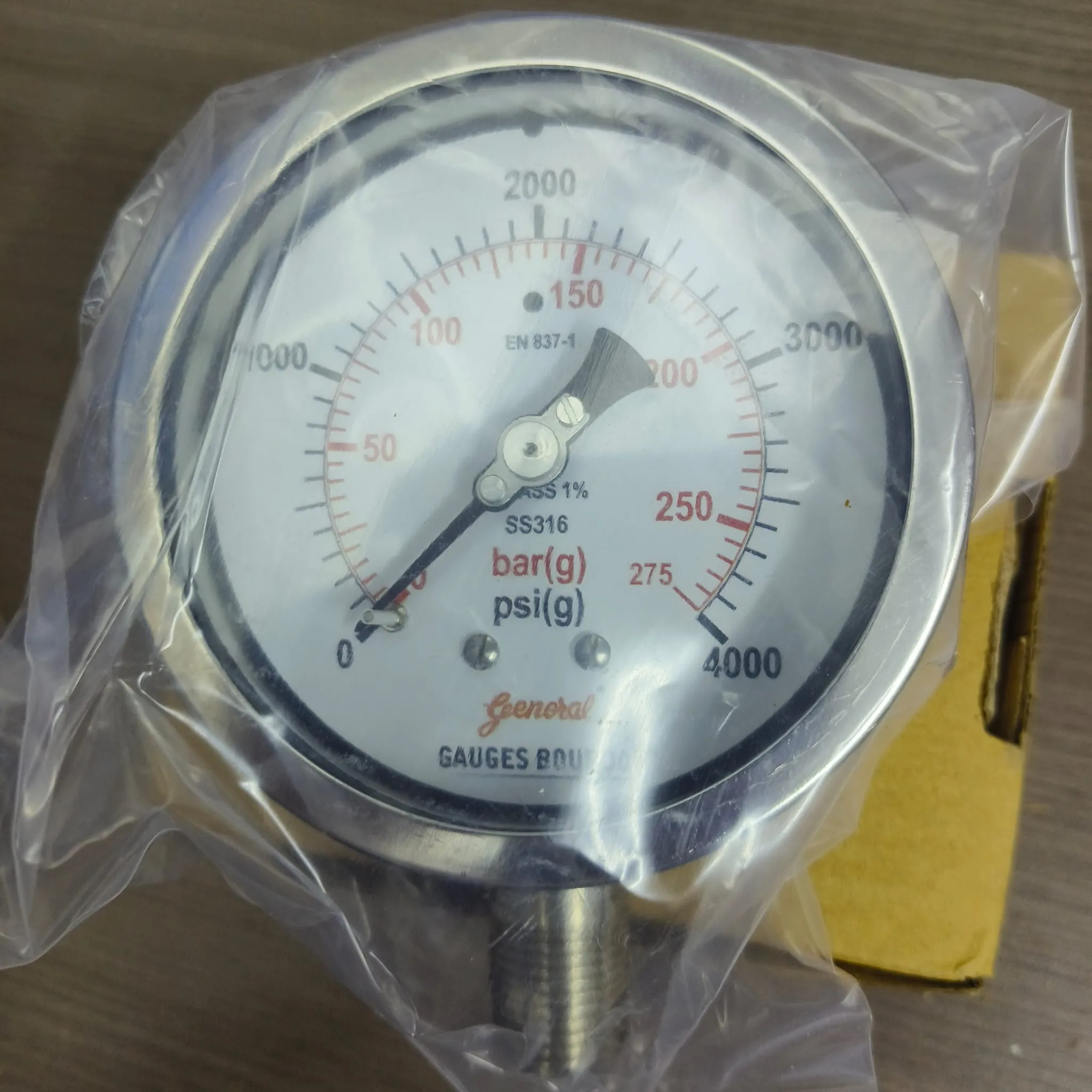 General Instruments Pressure Gauge BSPG-V, 0...4000 psi, 2nd Scale bar, 4" Dial, 1/2" Male NPT Lower Mount, SS Body & Parts, BSPG-V-100-S4S-S6S-S6S-S4S-T15NTM-(0-4000)-PSI/BAR-DUS - image 3