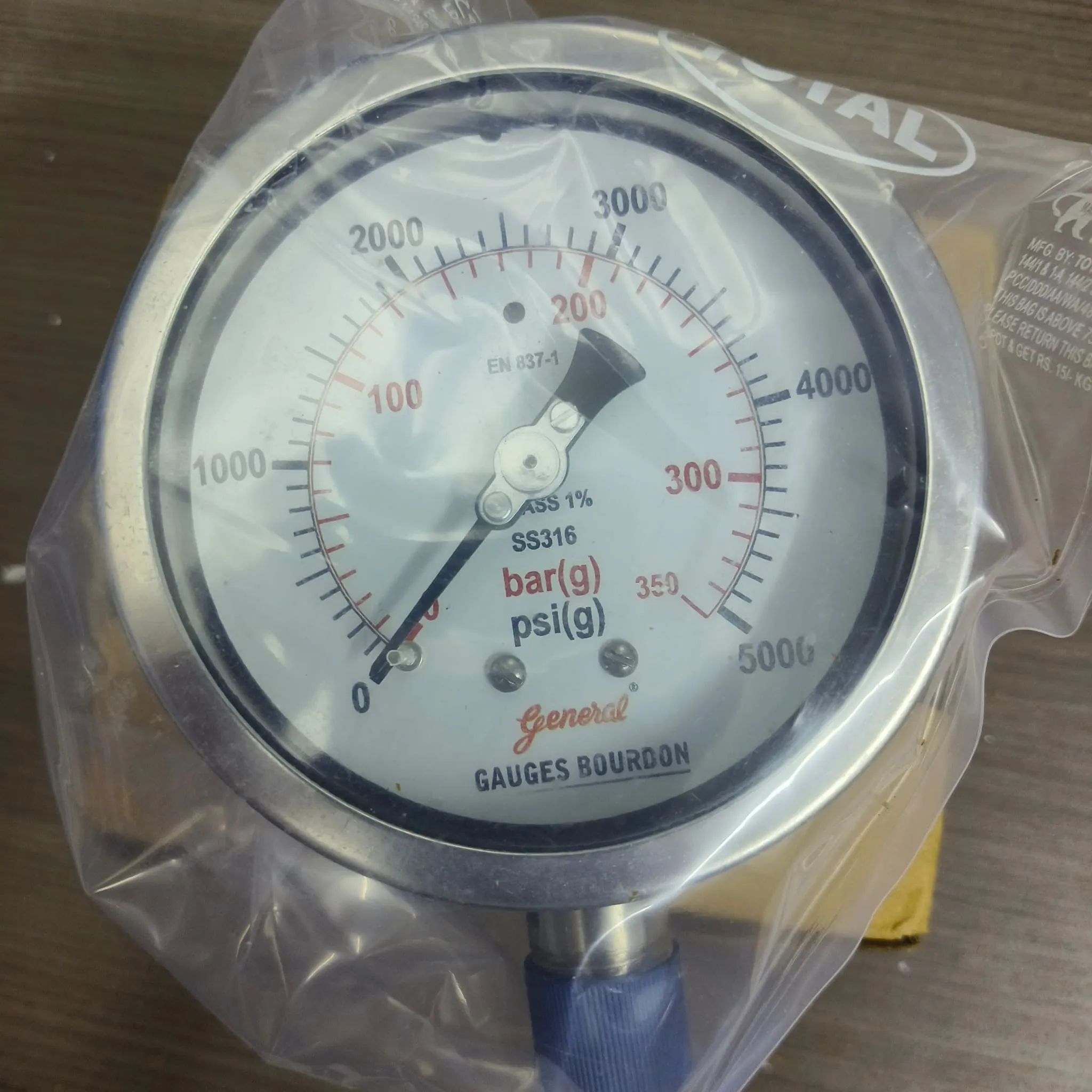 General Instruments Pressure Gauge BSPG-V, 0...5000 psi, 2nd Scale bar, 4" Dial, 1/2" Male NPT Lower Mount, SS Body & Parts, BSPG-V-100-S4S-S6S-S6S-S4S-T15NTM-(0-5000)-PSI/BAR-DUS - image 3