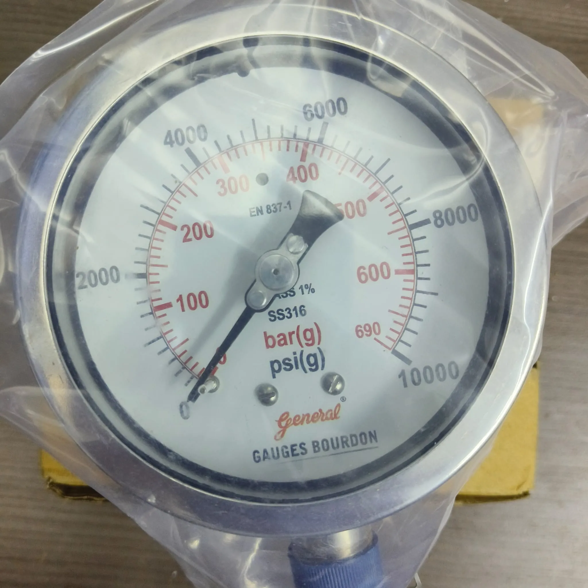 General Instruments Pressure Gauge BSPG-V, 0...10000 psi, 2nd Scale bar, 4" Dial, 1/2" Male NPT Lower Mount, SS Body & Parts, BSPG-V-100-S4S-S6S-S6S-S4S-T15NTM-(0-10000)-PSI/BAR-DUS - image 3