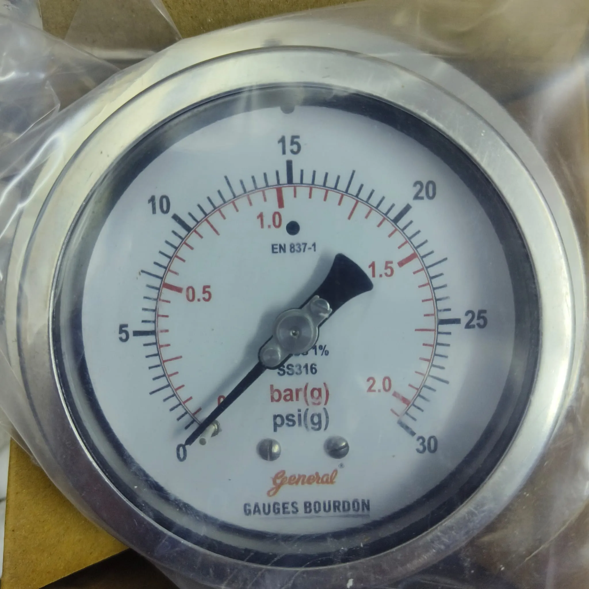 General Instruments Pressure Gauge BSPG-P, 0...30 psi, 2nd Scale bar, 4" Dial, 1/2" Male NPT Lower Back Mount With Front Flange, SS Body & Parts, BSPG-P-100-S4S-S6S-S6S-S4S-T15NTM-(0-30)-PSI/BAR-DUS - image 3