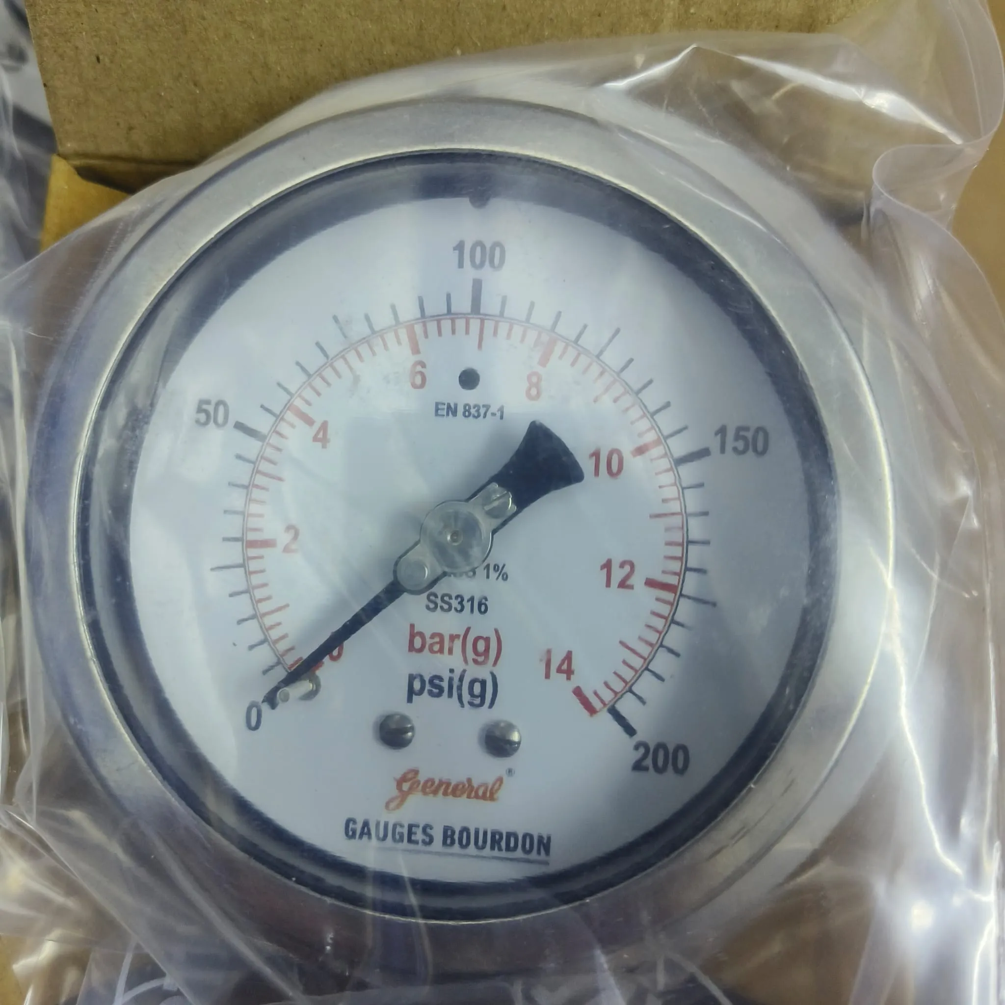 General Instruments Pressure Gauge BSPG-P, 0...200 psi, 2nd Scale bar, 4" Dial, 1/2" Male NPT Lower Back Mount With Front Flange, SS Body & Parts, BSPG-P-100-S4S-S6S-S6S-S4S-T15NTM-(0-200)-PSI/BAR-DUS - image 3