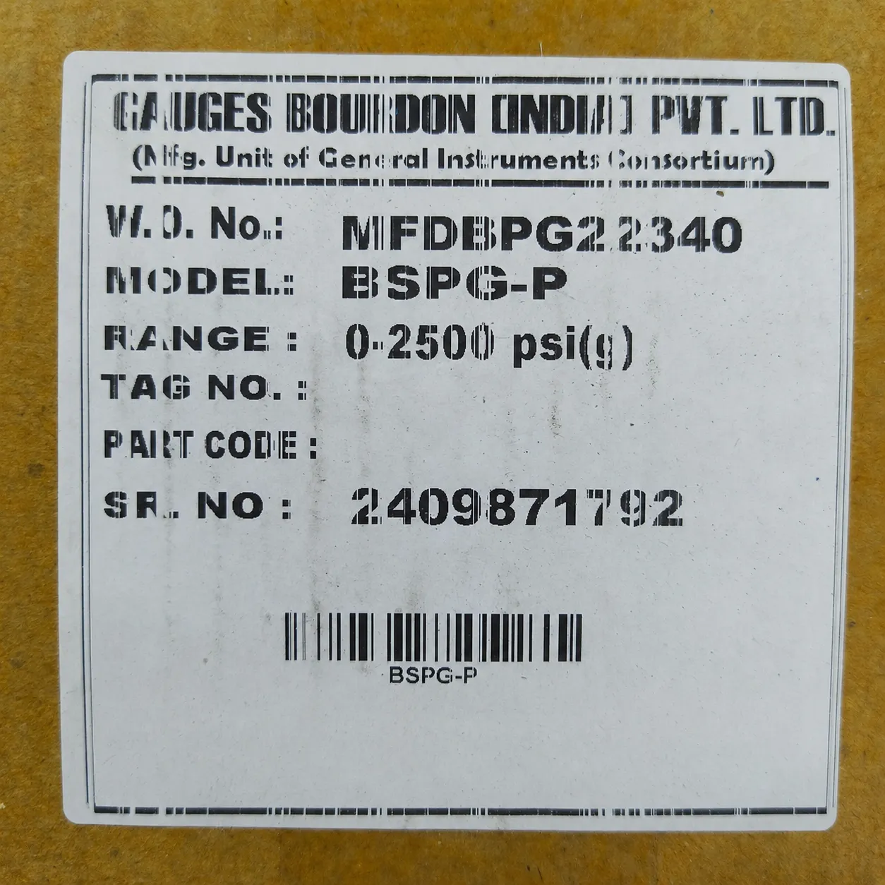General Instruments Pressure Gauge BSPG-P, 0...2500 psi, 2nd Scale bar, 4" Dial, 1/2" Male NPT Lower Back Mount With Front Flange, SS Body & Parts, BSPG-P-100-S4S-S6S-S6S-S4S-T15NTM-(0-2500)-PSI/BAR-DUS - image 2