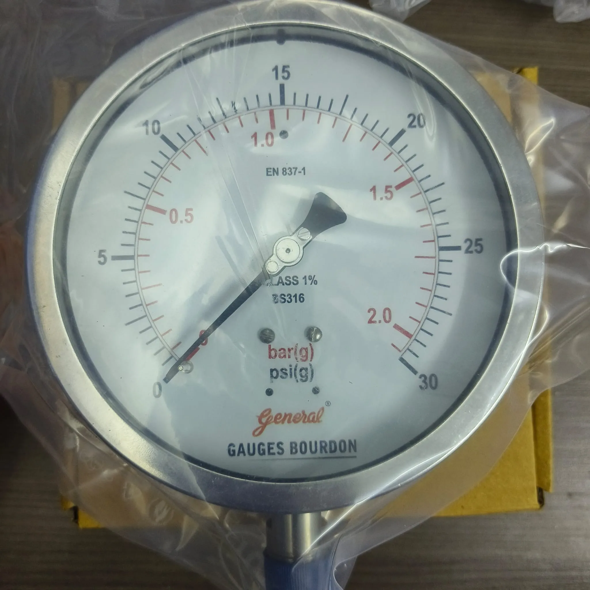 General Instruments Pressure Gauge BSPG-V, 0...30 psi, 2nd Scale bar, 6" Dial, 1/2" Male NPT Lower Mount, SS Body & Parts, BSPG-V-150-S4S-S6S-S6S-S4S-T15NTM-(0-30)-PSI/BAR-DUS - image 3