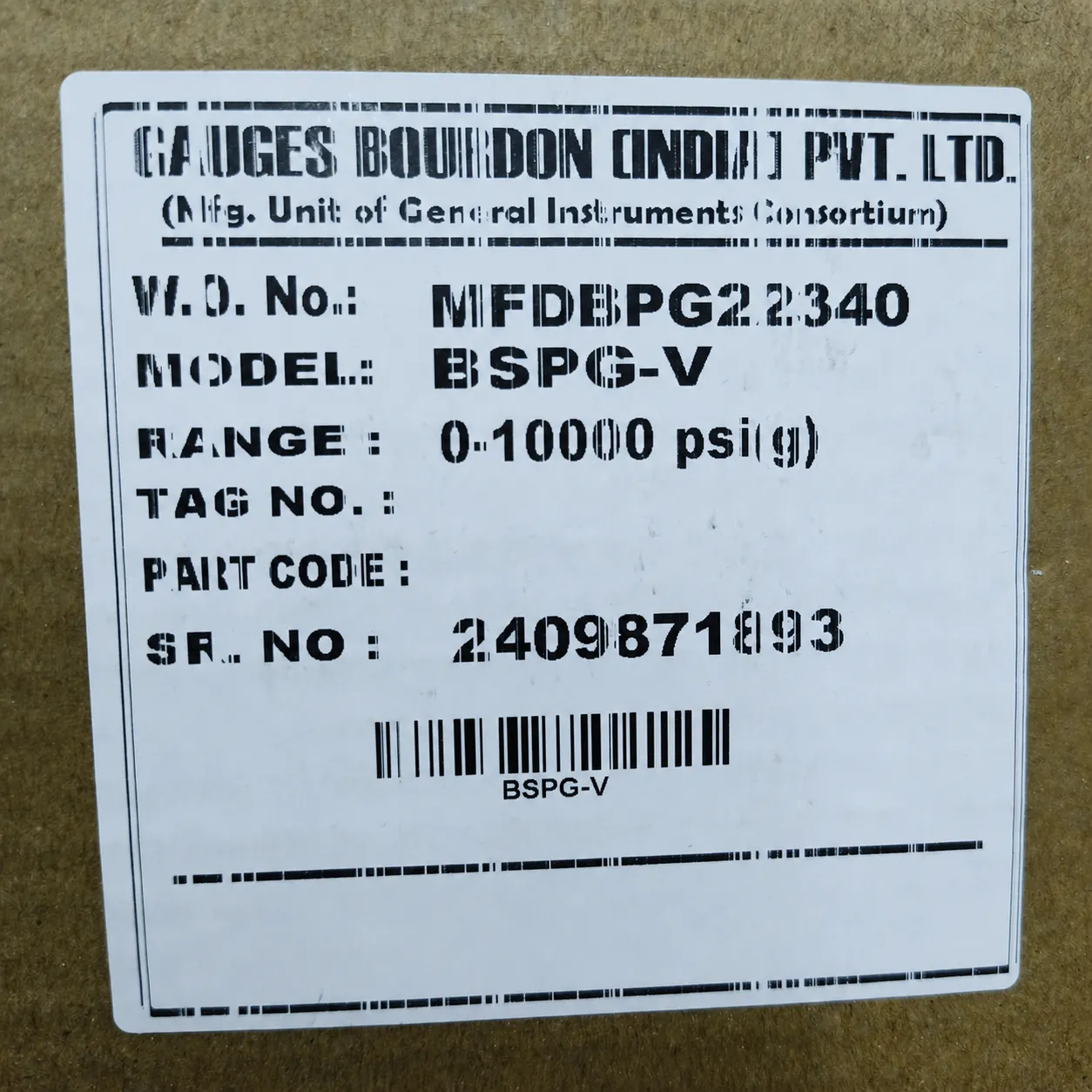General Instruments Pressure Gauge BSPG-V, 0...10000 psi, 2nd Scale bar, 6" Dial, 1/2" Male NPT Lower Mount, SS Body & Parts, BSPG-V-150-S4S-S6S-S6S-S4S-T15NTM-(0-10000)-PSI/BAR-DUS - image 2
