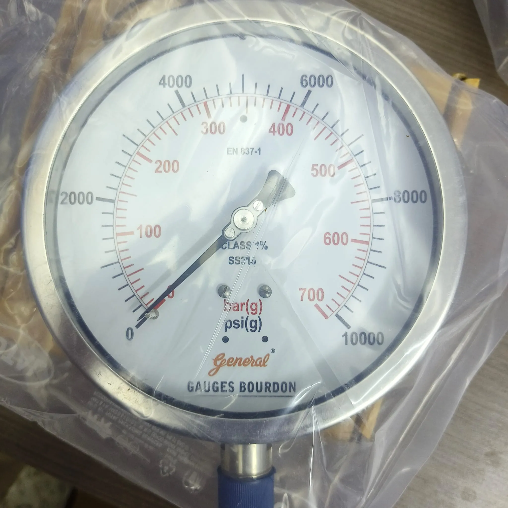General Instruments Pressure Gauge BSPG-V, 0...10000 psi, 2nd Scale bar, 6" Dial, 1/2" Male NPT Lower Mount, SS Body & Parts, BSPG-V-150-S4S-S6S-S6S-S4S-T15NTM-(0-10000)-PSI/BAR-DUS - image 3