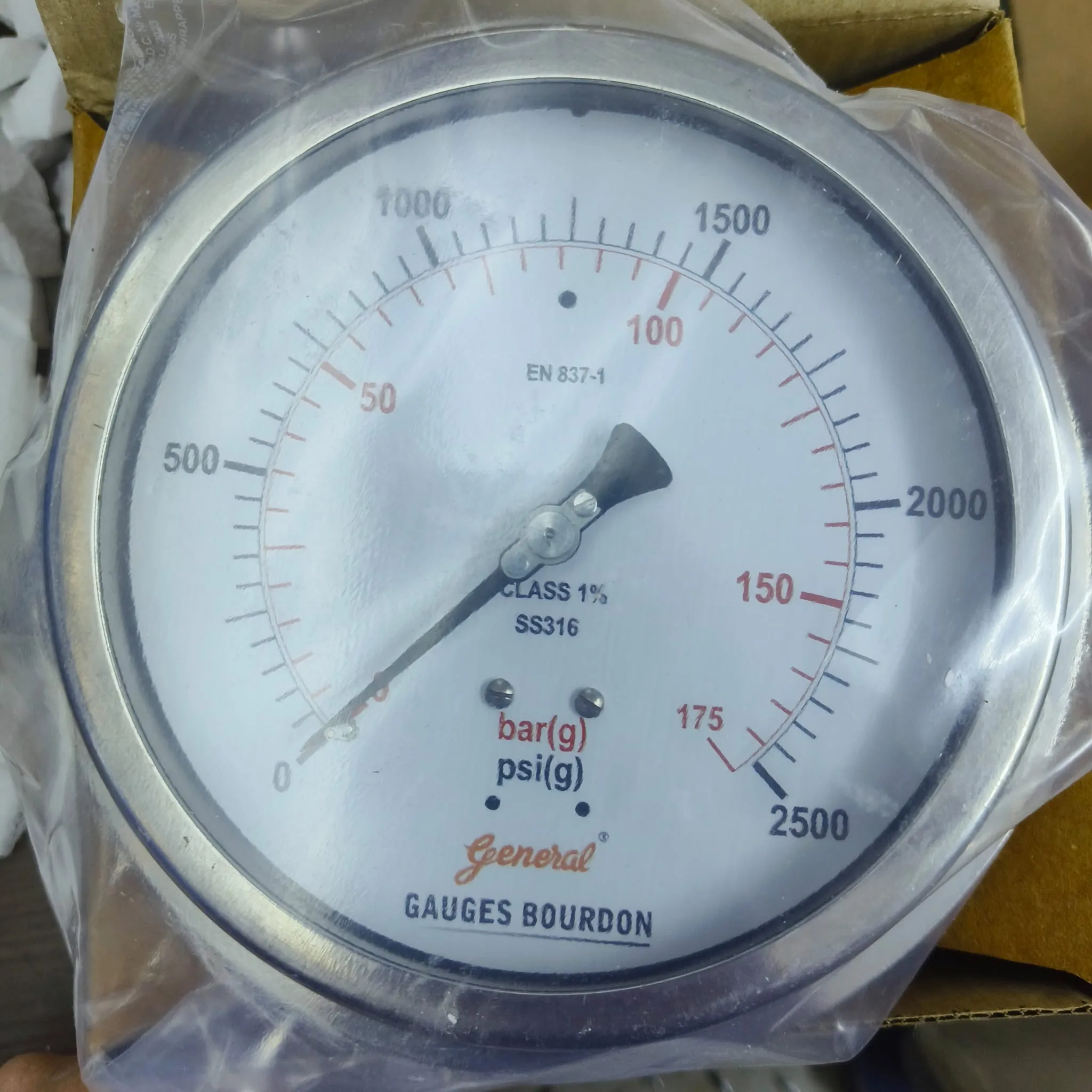 General Instruments Pressure Gauge BSPG-P, 0...2500 psi, 2nd Scale bar, 6" Dial, 1/2" Male NPT Lower Back Mount With Front Flange, SS Body & Parts, BSPG-P-150-S4S-S6S-S6S-S4S-T15NTM-(0-2500)-PSI/BAR-DUS - image 3