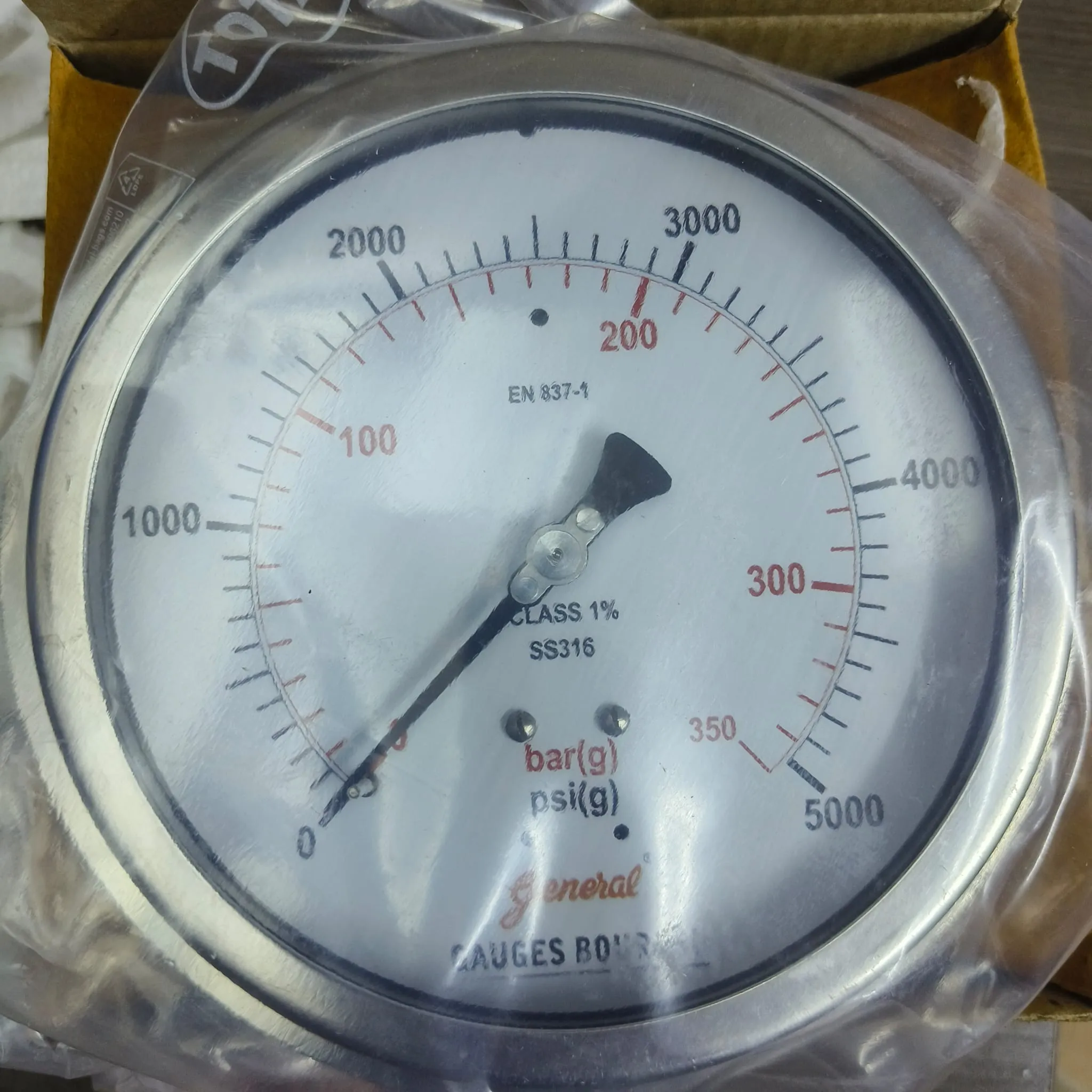 General Instruments Pressure Gauge BSPG-P, 0...5000 psi, 2nd Scale bar, 6" Dial, 1/2" Male NPT Lower Back Mount With Front Flange, SS Body & Parts, BSPG-P-150-S4S-S6S-S6S-S4S-T15NTM-(0-5000)-PSI/BAR-DUS - image 3