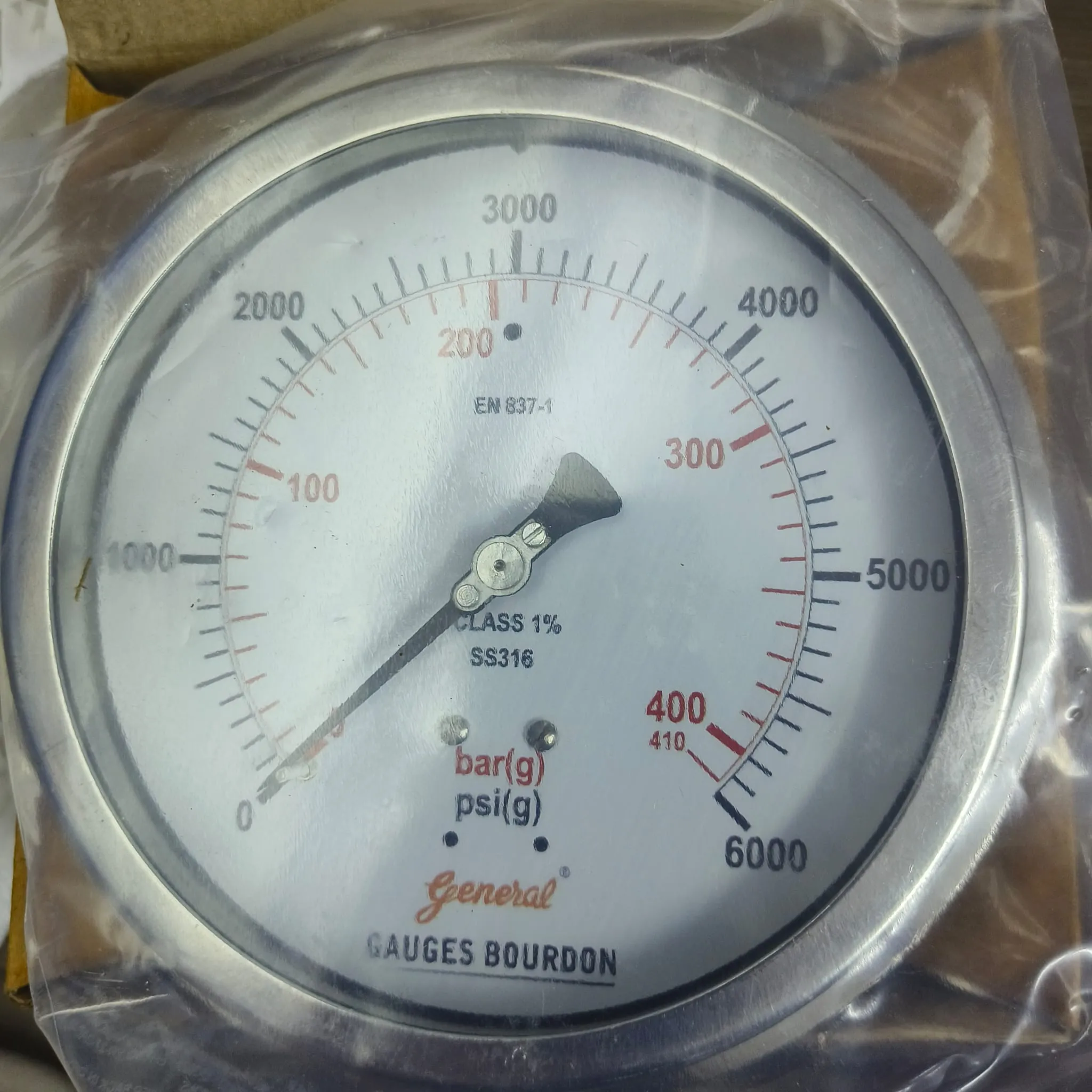 General Instruments Pressure Gauge BSPG-P, 0...6000 psi, 2nd Scale bar, 6" Dial, 1/2" Male NPT Lower Back Mount With Front Flange, SS Body & Parts, BSPG-P-150-S4S-S6S-S6S-S4S-T15NTM-(0-6000)-PSI/BAR-DUS - image 3