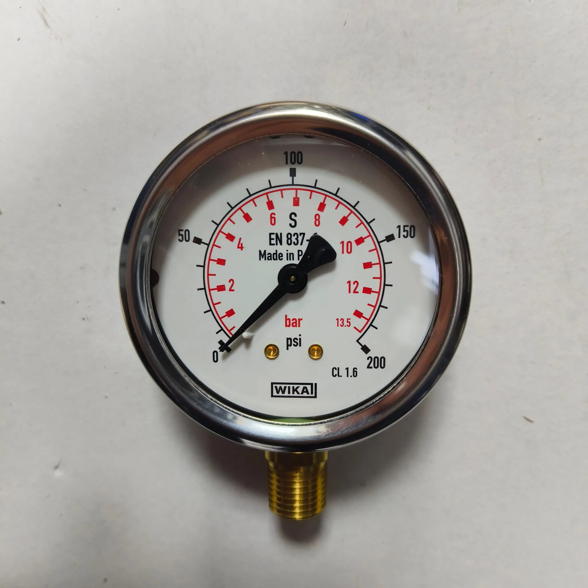 WIKA Pressure Gauge 213.53.063, 0...200 psi, Dual Scale, 2.5" Dial, 1/4" Male NPT Lower Mount, 84187108 - image 3