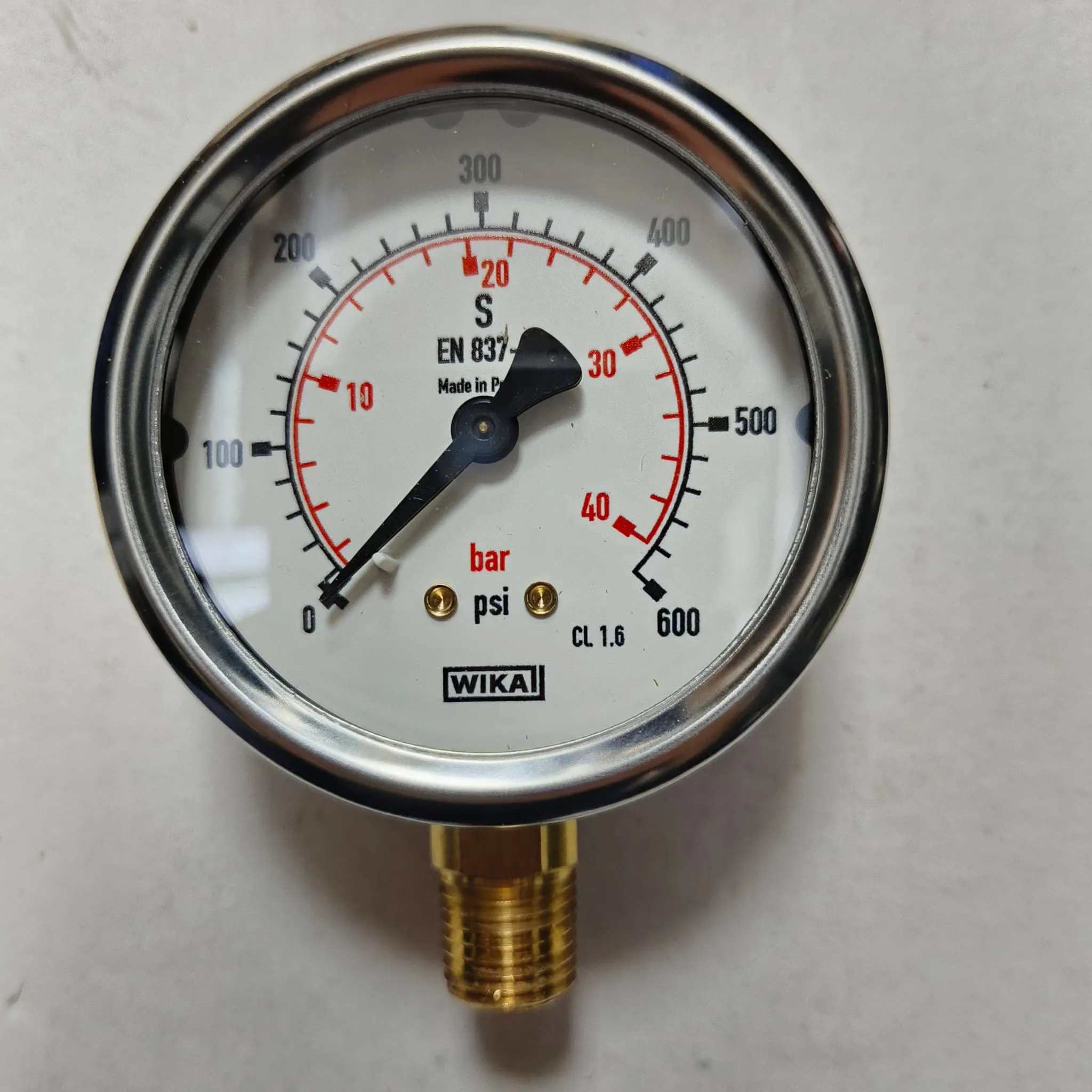 WIKA Pressure Gauge 213.53.063, 0...600 psi, Dual Scale, 2.5" Dial, 1/4" Male NPT Lower Mount, 39743705 - image 3