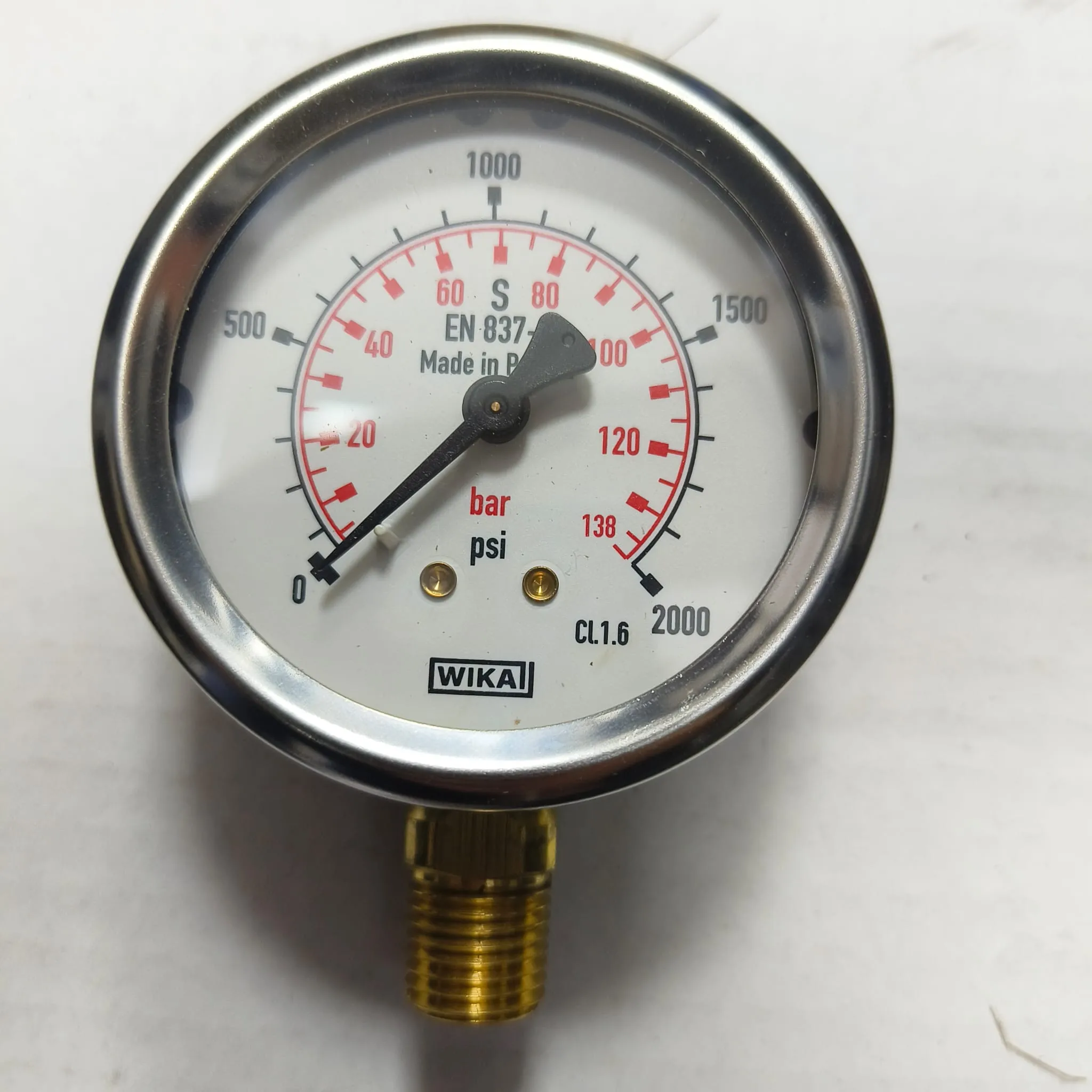 WIKA Pressure Gauge 213.53.063, 0...2000 psi, Dual Scale, 2.5" Dial, 1/4" Male NPT Lower Mount, 39939464 - image 3