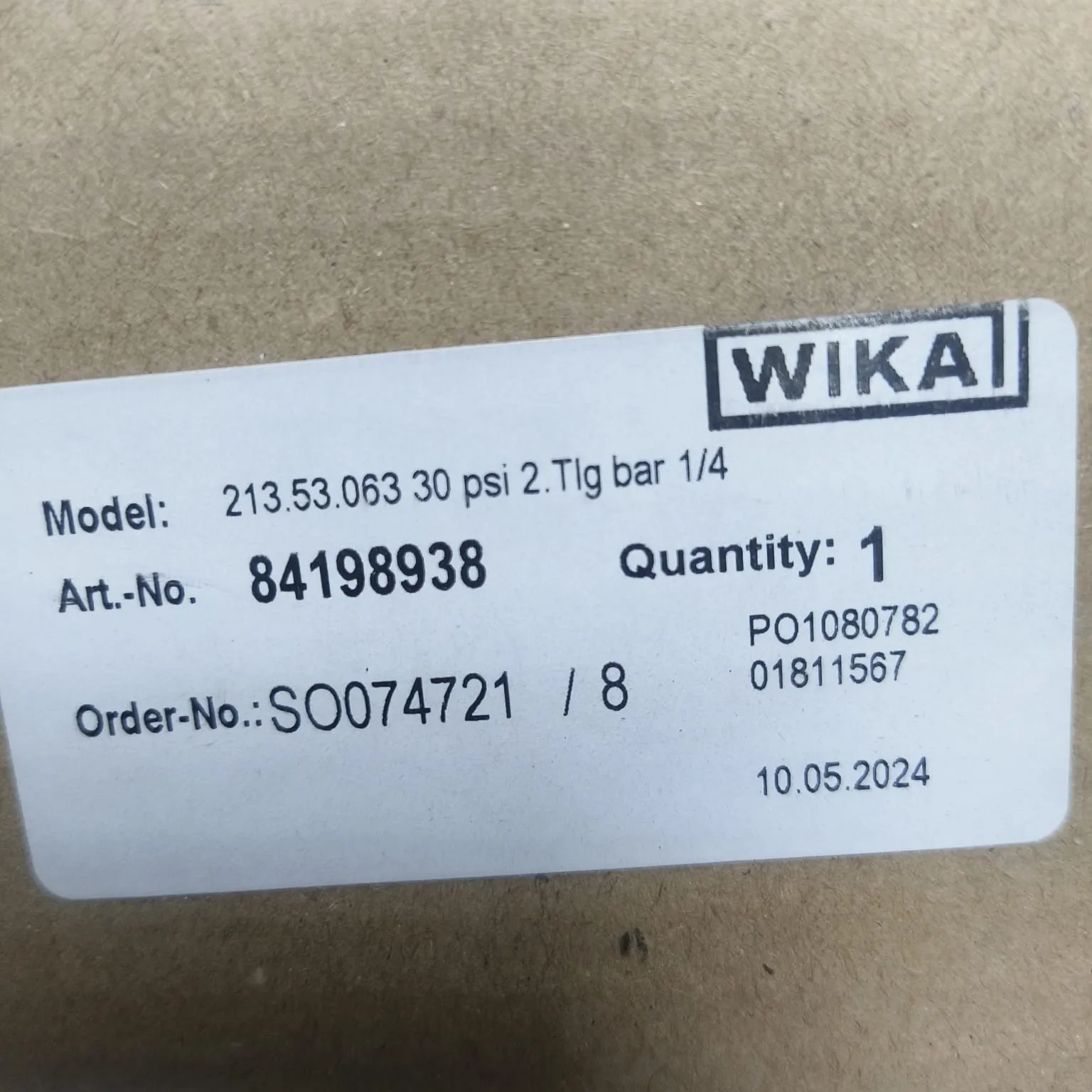 WIKA Pressure Gauge 213.53.063, 0...30 psi, Dual Scale, 2.5" Dial, 1/4" Male NPT Back Mount, 84198938 - image 2