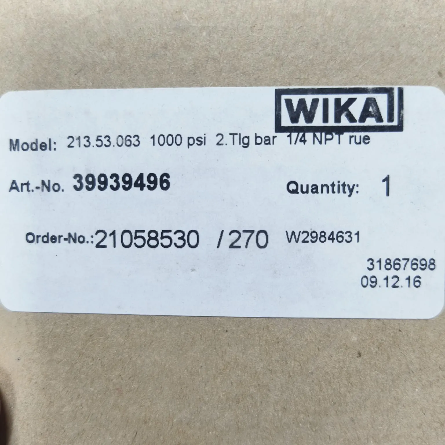 WIKA Pressure Gauge 213.53.063, 0...1000 psi, Dual Scale, 2.5" Dial, 1/4" Male NPT Back Mount, 39939496 - image 2