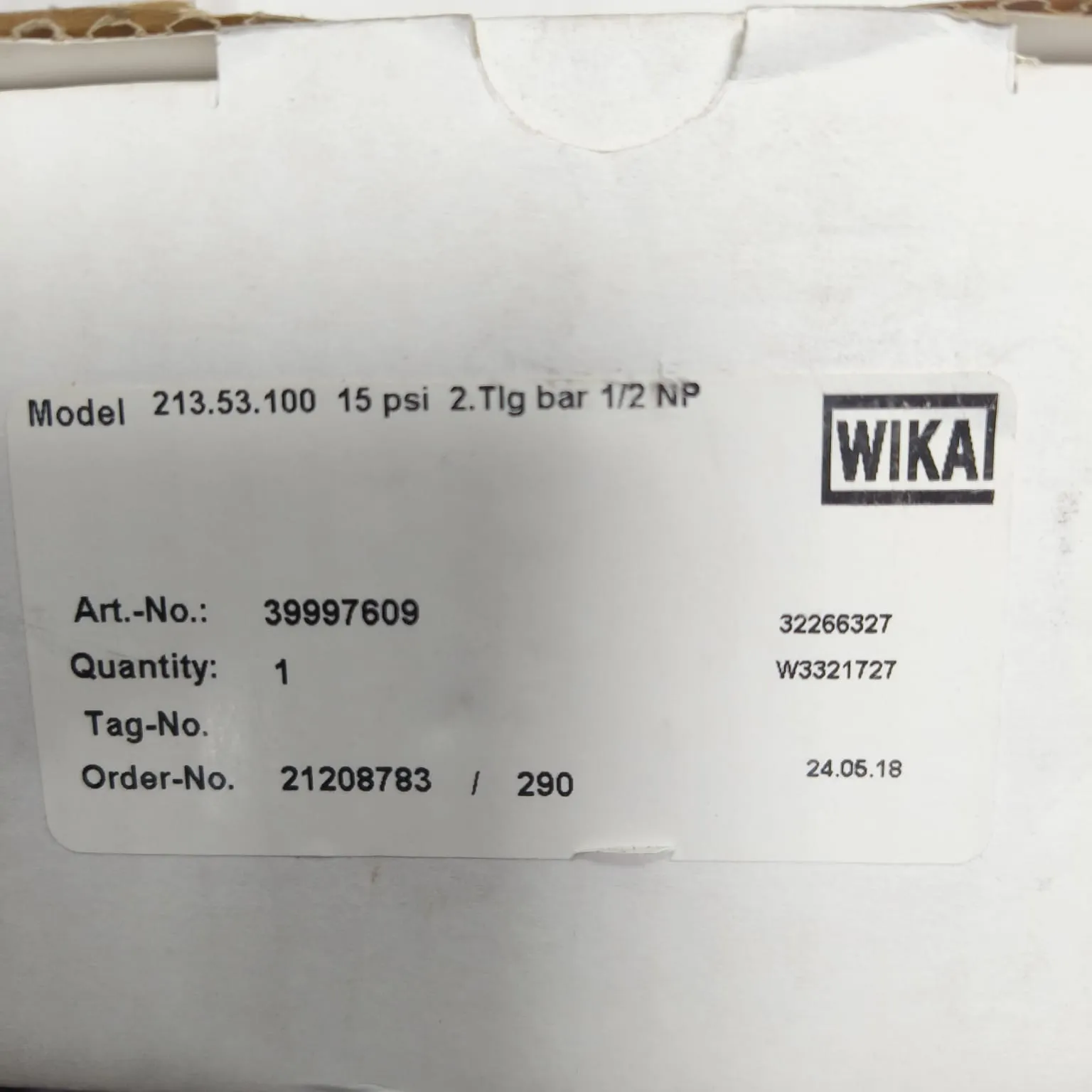 WIKA Pressure Gauge 213.53.100, 0...15 psi, Dual Scale, 4" Dial, 1/2" Male NPT Lower Back Mount, 39997609 - image 2