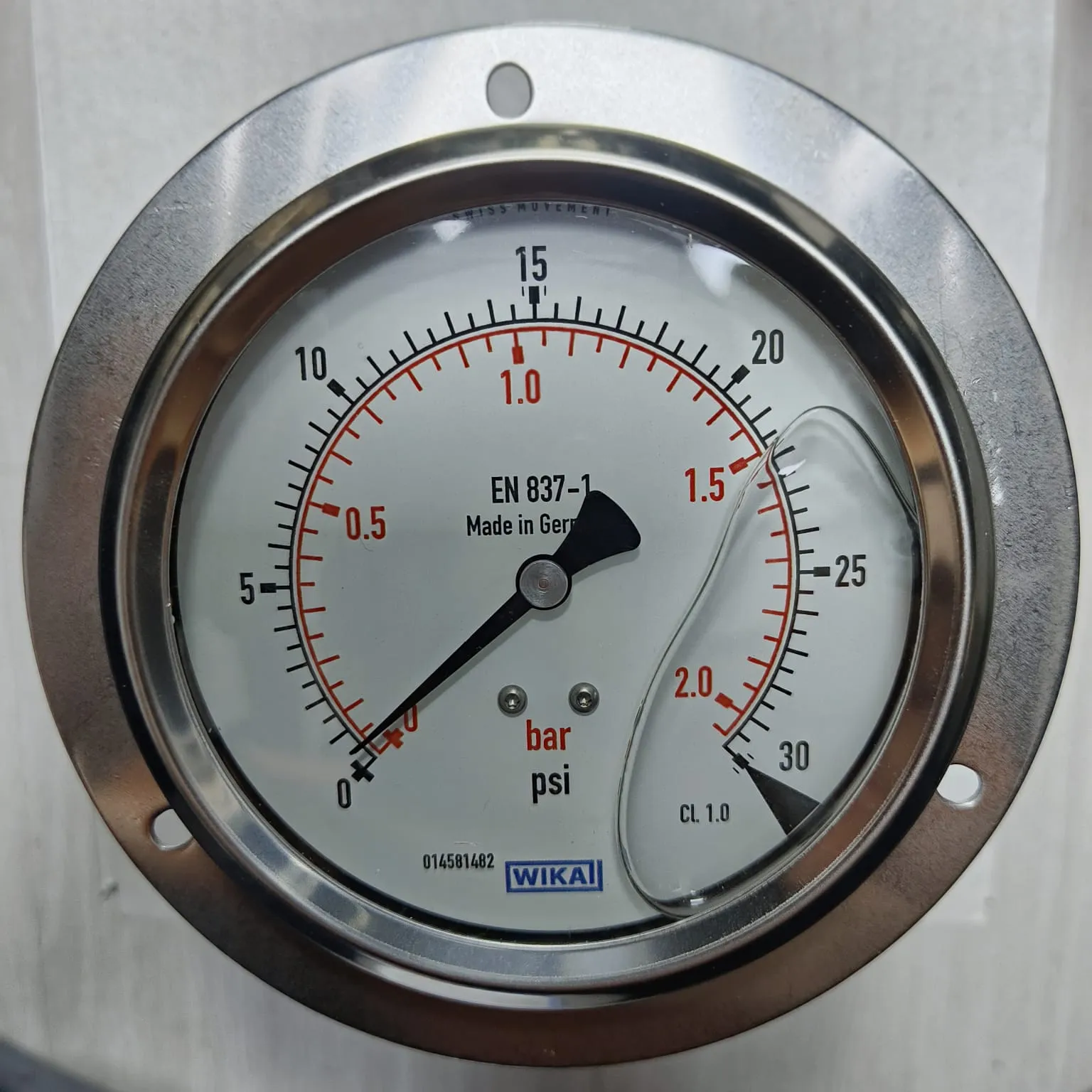 WIKA Pressure Gauge 213.53.100, 0...30 psi, Dual Scale, 4" Dial, 1/2" Male NPT Lower Back Mount, 39176690 - image 3