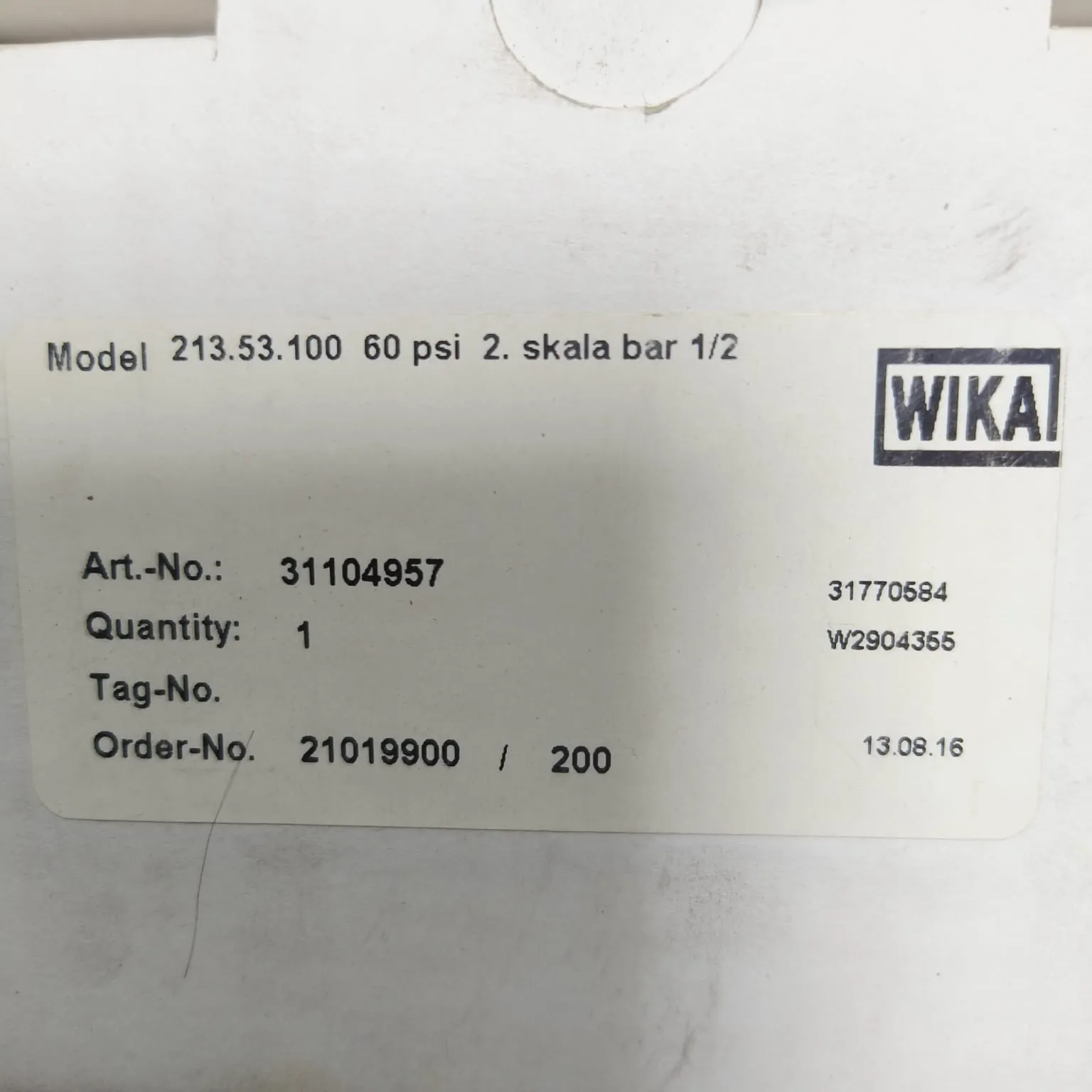 WIKA Pressure Gauge 213.53.100, 0...60 psi, Dual Scale, 4" Dial, 1/2" Male NPT Lower Back Mount, 31104957 - image 2