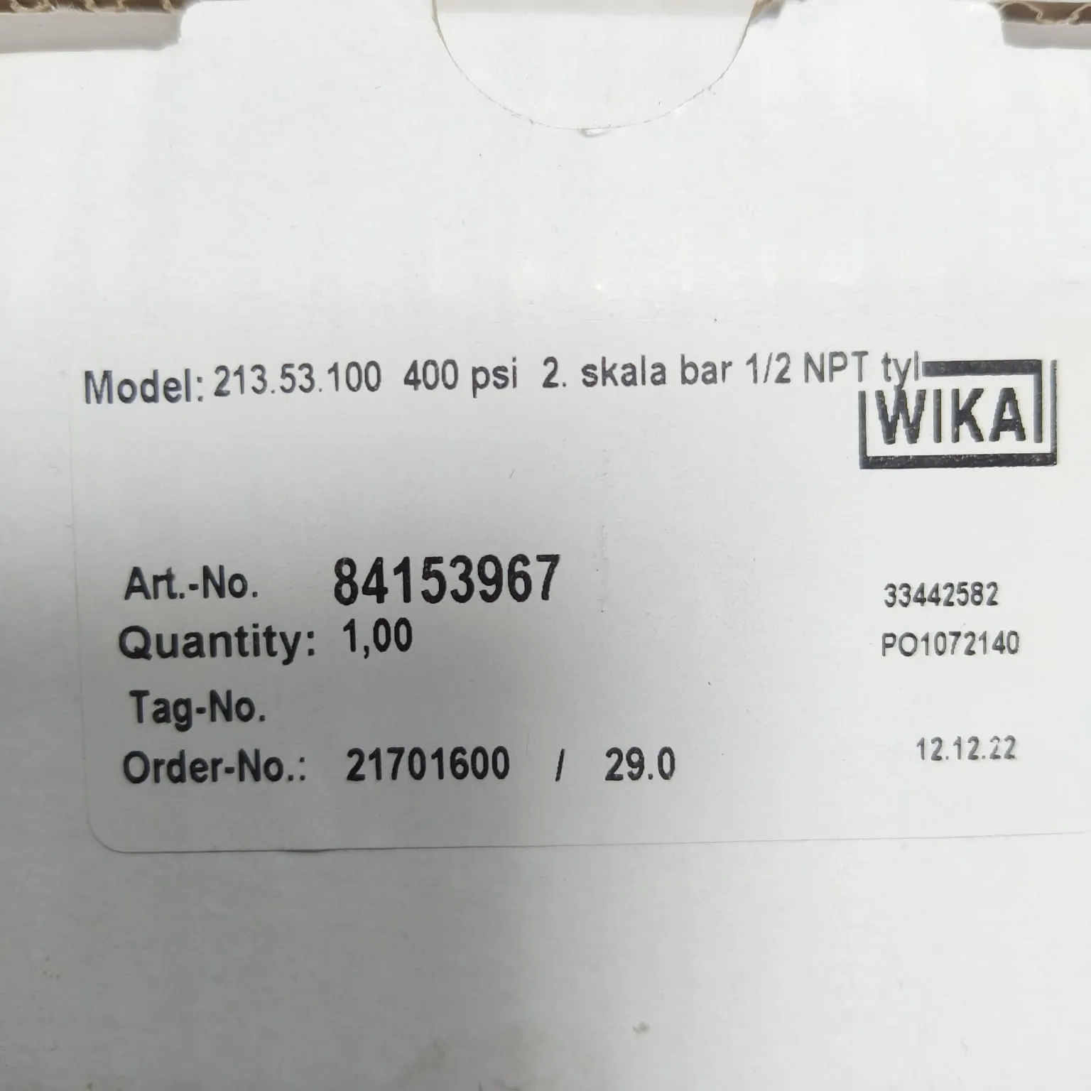 WIKA Pressure Gauge 213.53.100, 0...400 psi, Dual Scale, 4" Dial, 1/2" Male NPT Lower Back Mount, 84153967 - image 2