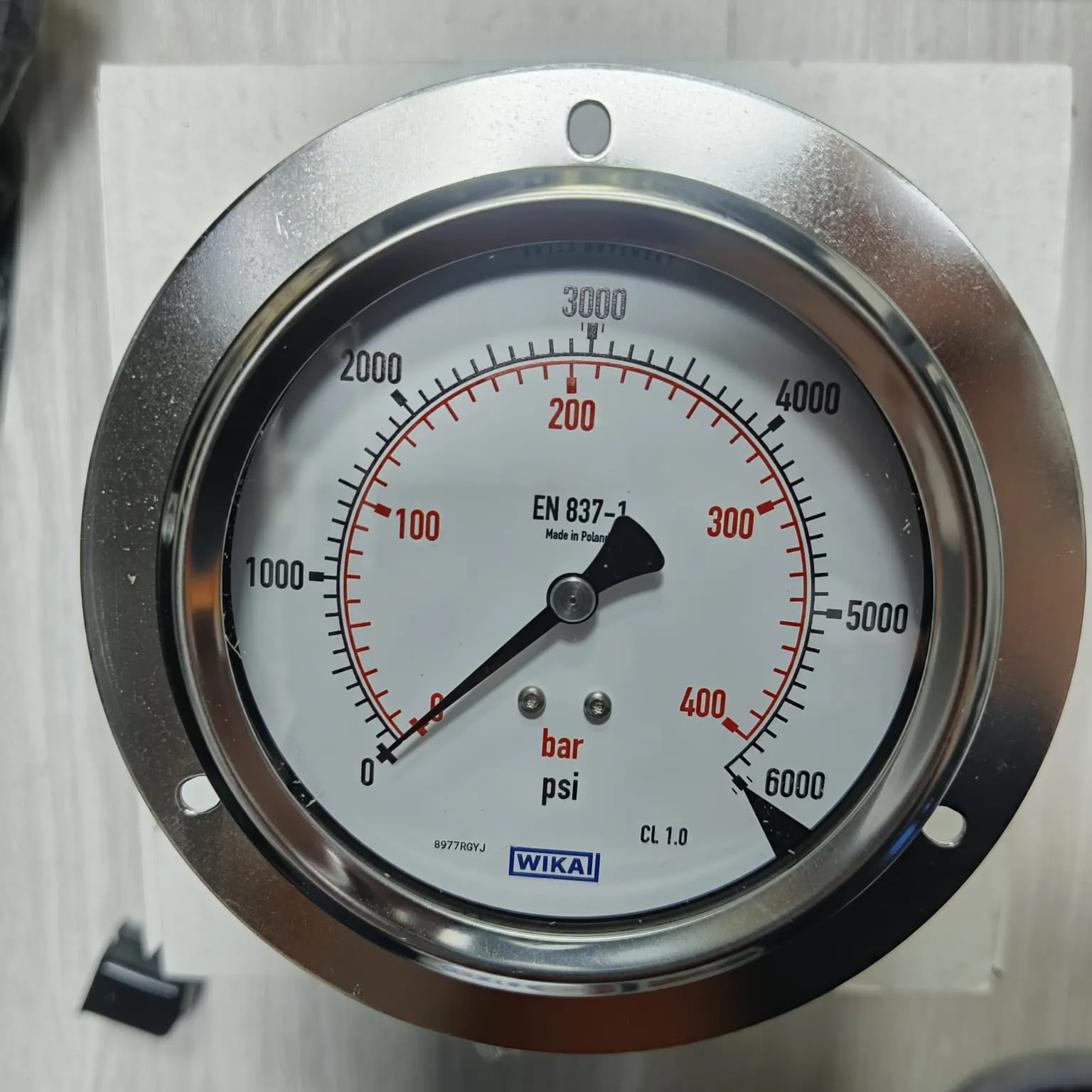 WIKA Pressure Gauge 213.53.100, 0...6000 psi, Dual Scale, 4" Dial, 1/2" Male NPT Lower Back Mount, 84254743 - image 3