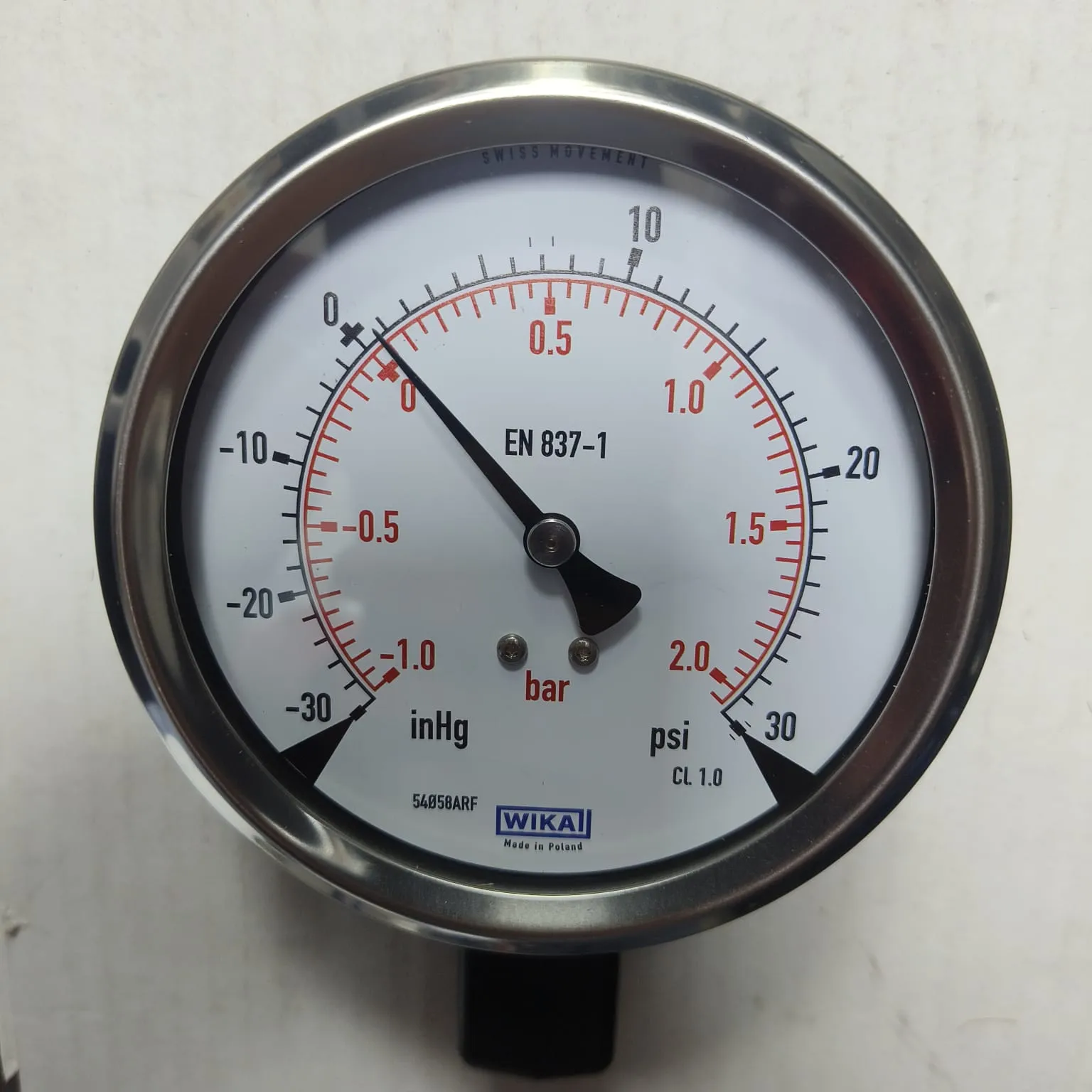 WIKA Compound Gauge 213.53.100, -30 inHg...+30 psi, Dual Scale, 4" Dial, 1/2" Male NPT Lower Mount, 84136771 - image 3