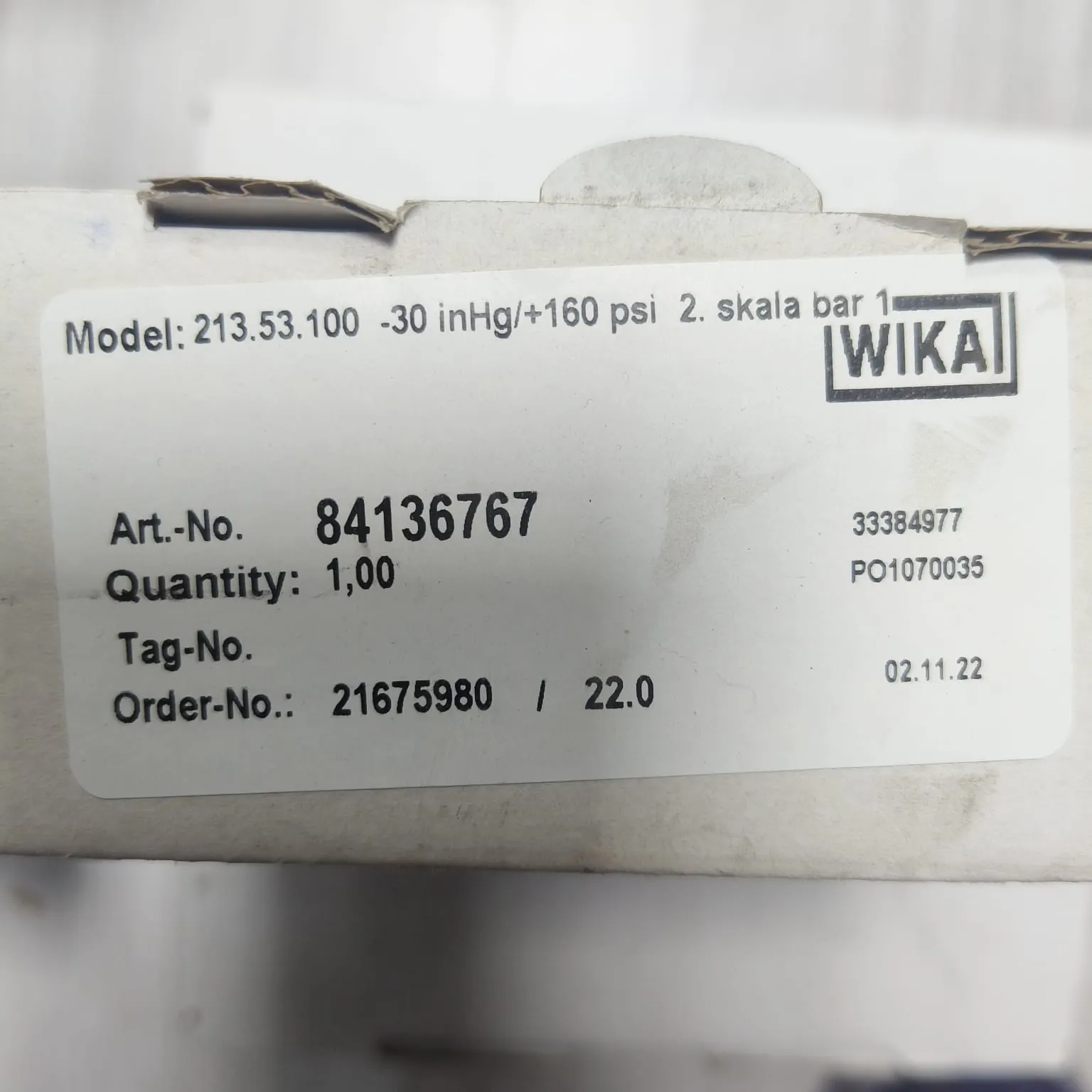 WIKA Compound Gauge 213.53.100, -30 inHg...+160 psi, Dual Scale, 4" Dial, 1/2" Male NPT Lower Mount, 84136767 - image 2