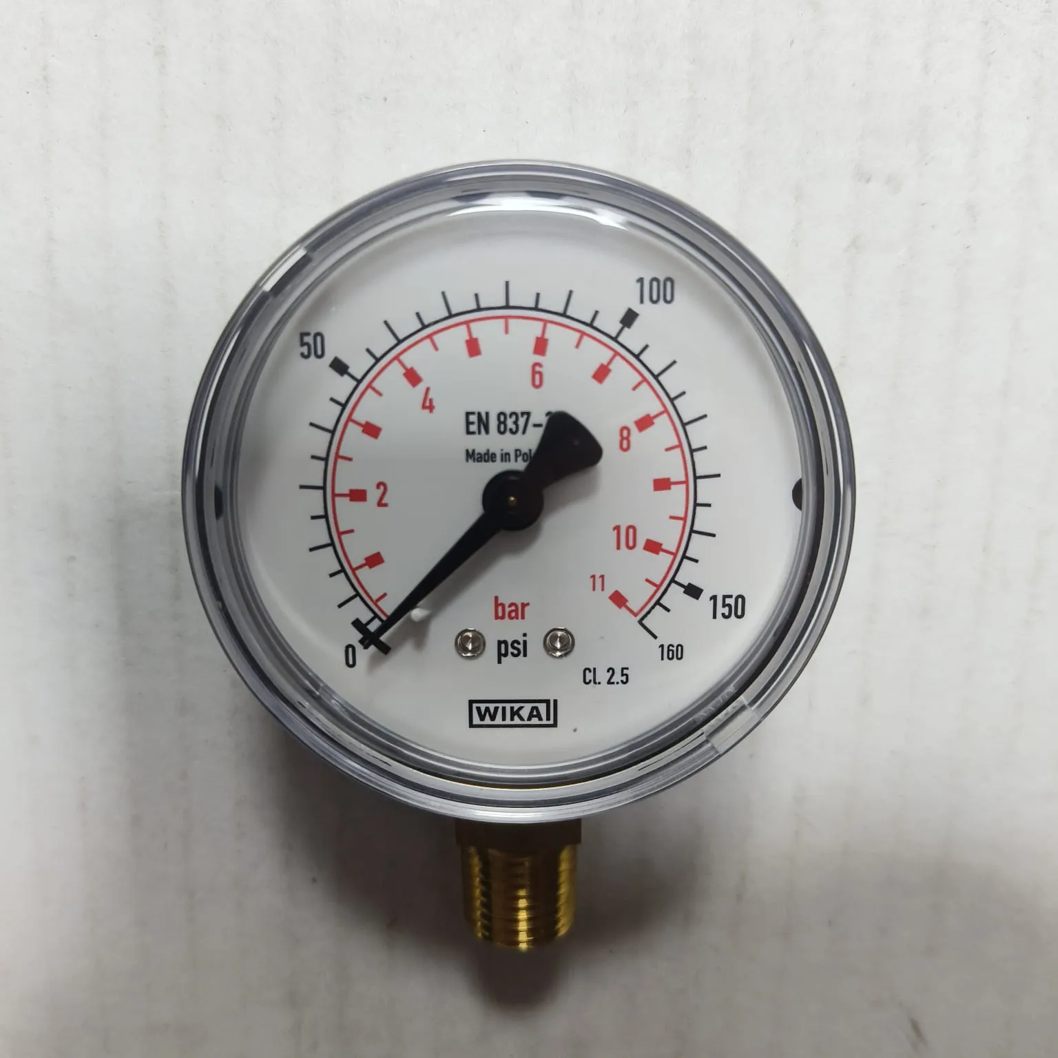 WIKA Pressure Gauge 111.10.063, 0...160 psi, Dry Black Steel Case, Dual Scale, 2.5" Dial, 1/4" Male NPT Lower Mount, 84257518 - image 3