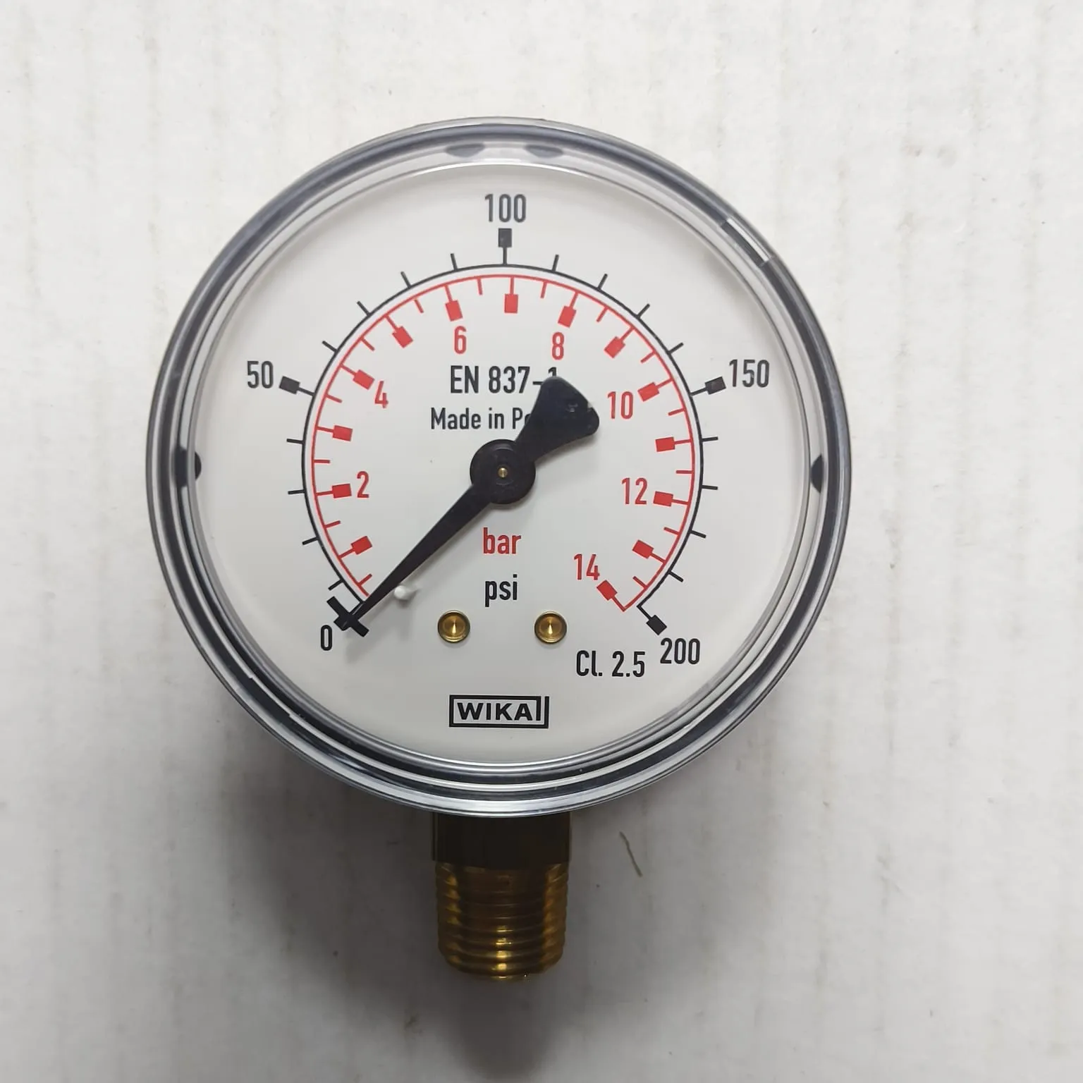 WIKA Pressure Gauge 111.10.063, 0...200 psi, Dry Black Plastic Case, Dual Scale, 2.5" Dial, 1/4" Male NPT Lower Mount, 39939547 - image 3