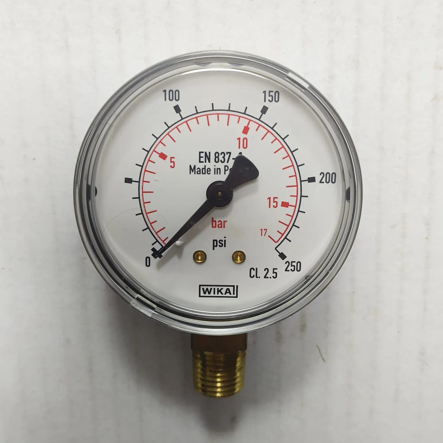 WIKA Pressure Gauge 111.10.063, 0...250 psi, Dry Black Steel Case, Dual Scale, 2.5" Dial, 1/4" Male NPT Lower Mount, 84060152 - image 3