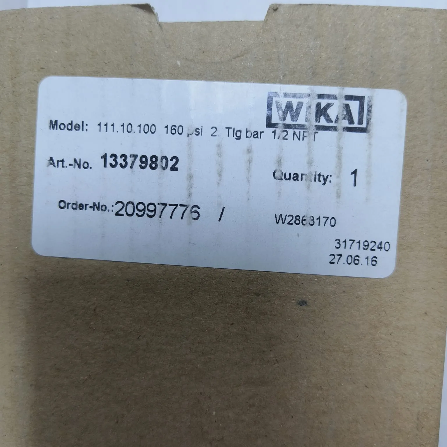 WIKA Pressure Gauge 111.10.100, 0...160 psi, Dry Black Plastic Case, Dual Scale, 4" Dial, 1/2" Male NPT Lower Mount, 13379802 - image 2