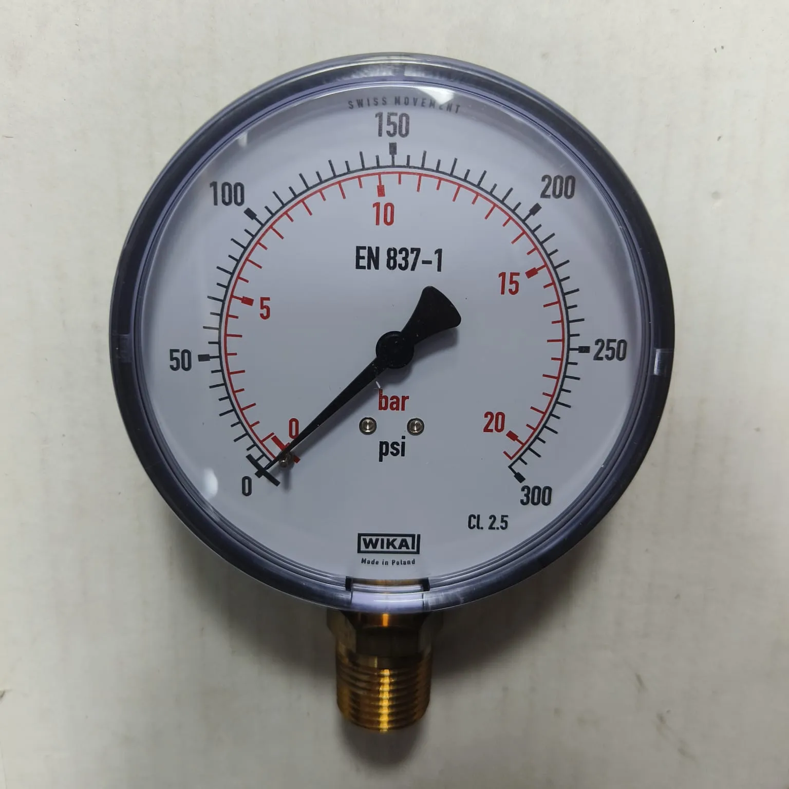 WIKA Pressure Gauge 111.10.100, 0...300 psi, Dry Black Steel Case, Dual Scale, 4" Dial, 1/2" Male NPT Lower Mount, 84061039 - image 3