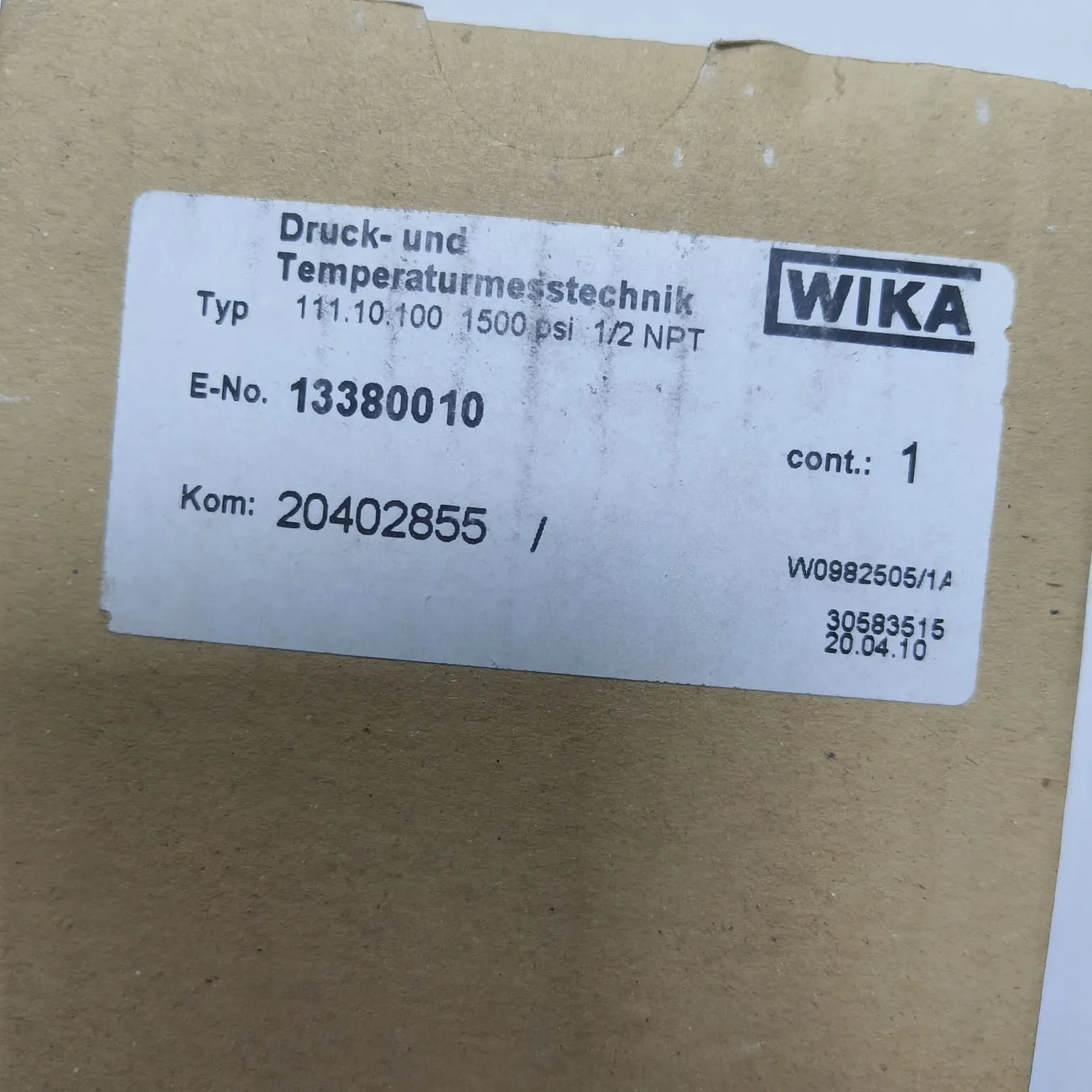 WIKA Pressure Gauge 111.10.100, 0...1500 psi, Dry Black Plastic Case, Dual Scale, 4" Dial, 1/2" Male NPT Lower Mount, 13380010 - image 2