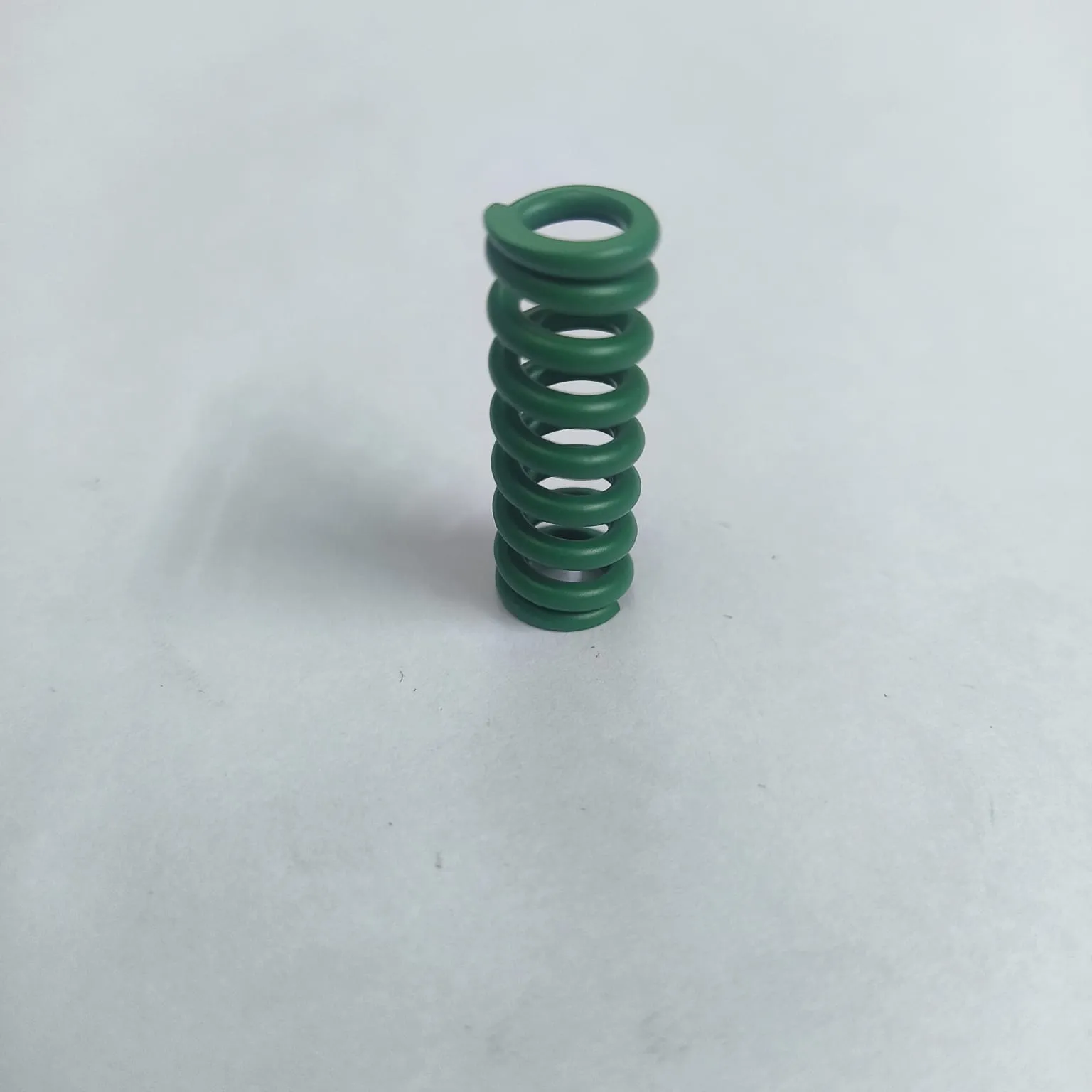 DK-LOK Spring for V66 Series Relief Valves, 2250-3000 psig Cracking Pressure, Color Code-Green, RVS-E - image 2