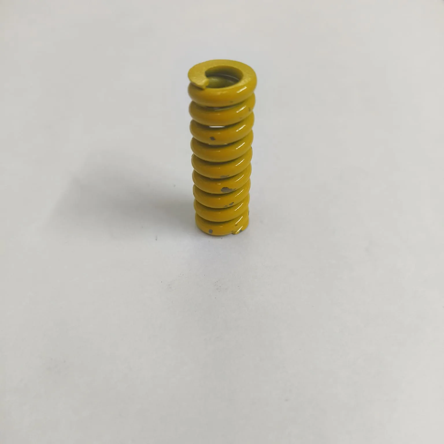 DK-LOK Spring for V66 Series Relief Valves, 3000-4000 psig Cracking Pressure, Color Code-Yellow, RVS-F - image 2