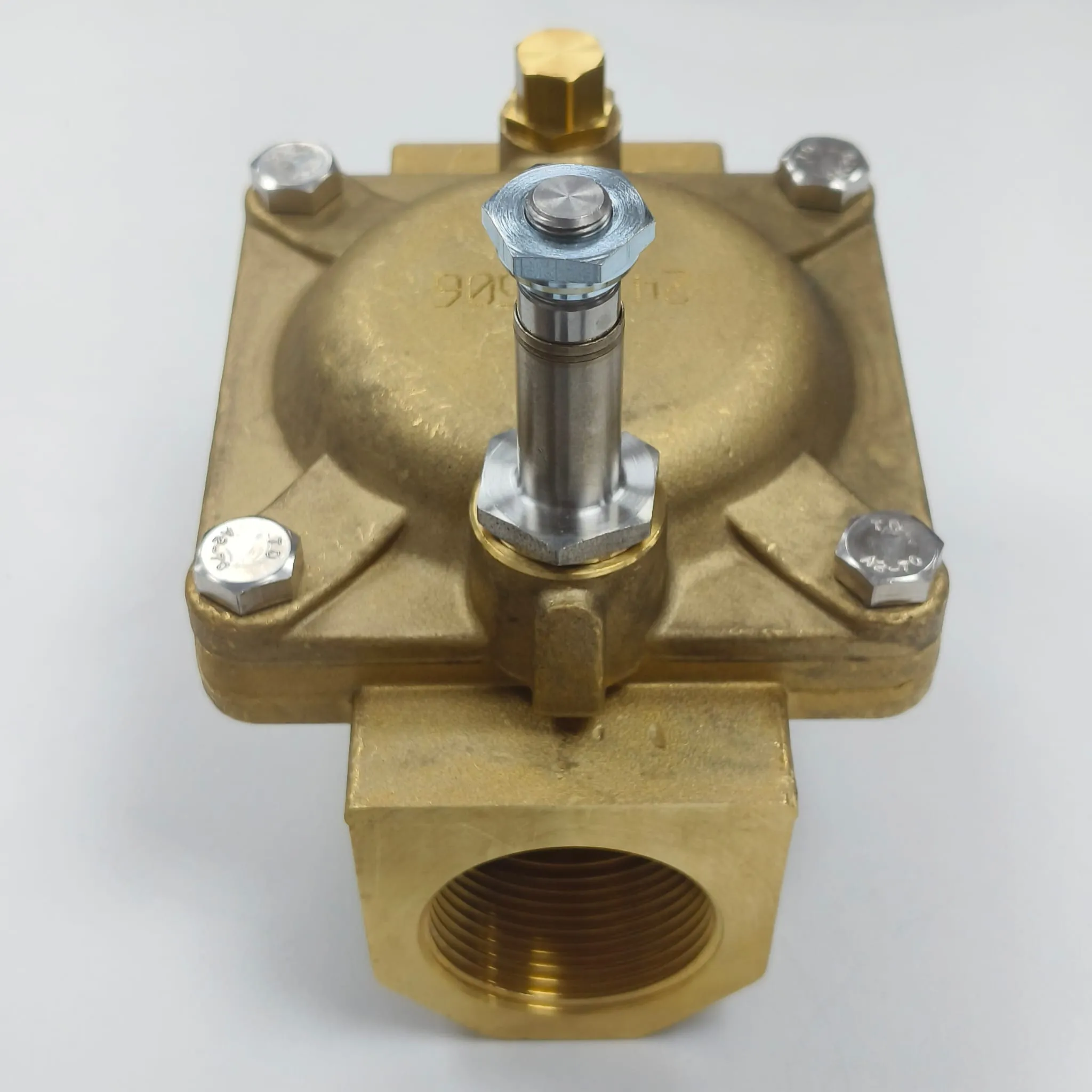ACL 107 Series Brass Solenoid Valve, Servo-Assisted Diaphragm, 2-Way Normally Closed, FPM (Viton) Seal, G 1-1/4" Female BSPP Connection, E107GV37 - image 4