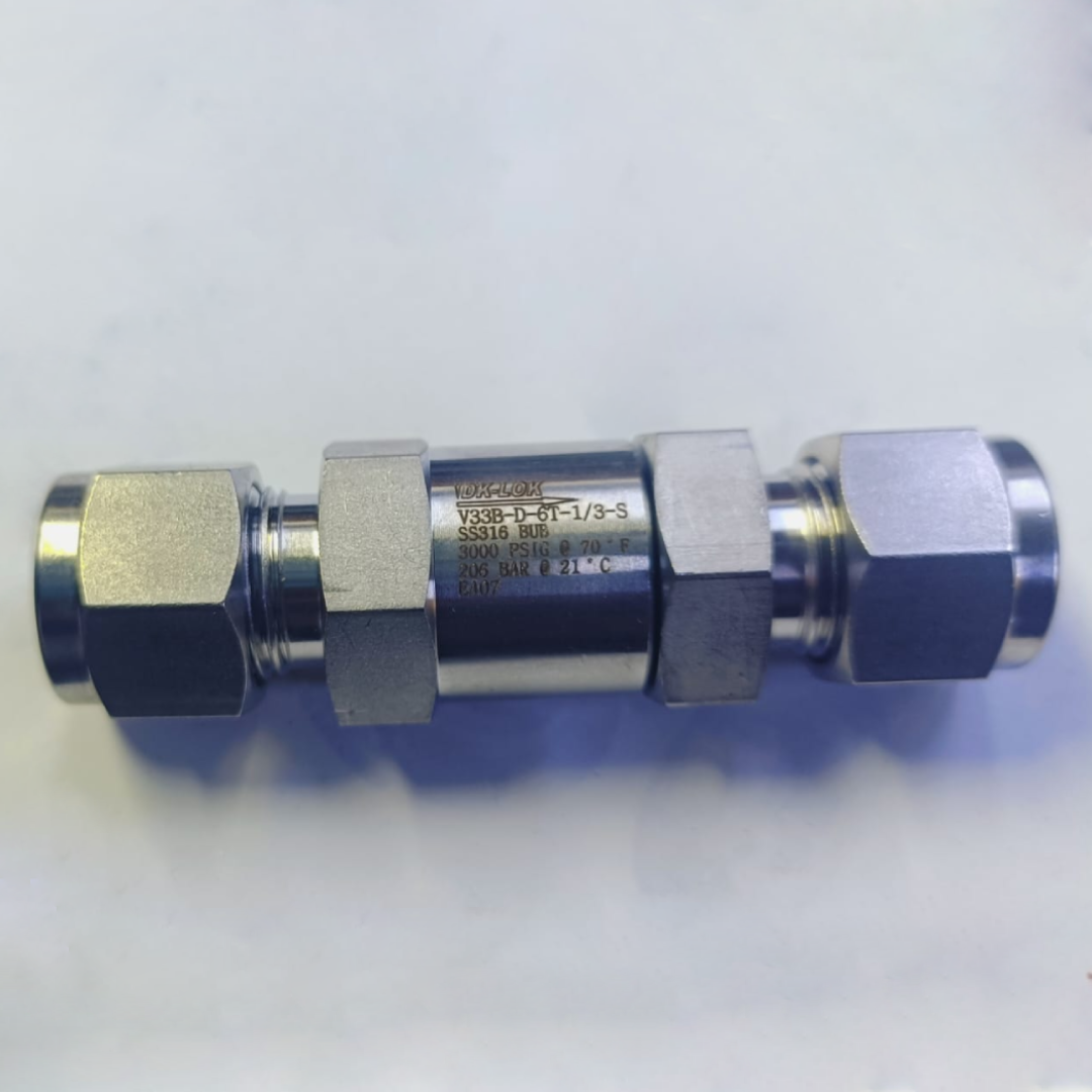 DK-LOK V33B Series Poppet Check Valve, 3000 psi, 3/8" Tube OD Connections, SS316, V33B-D-6T-1/3-S - image 2