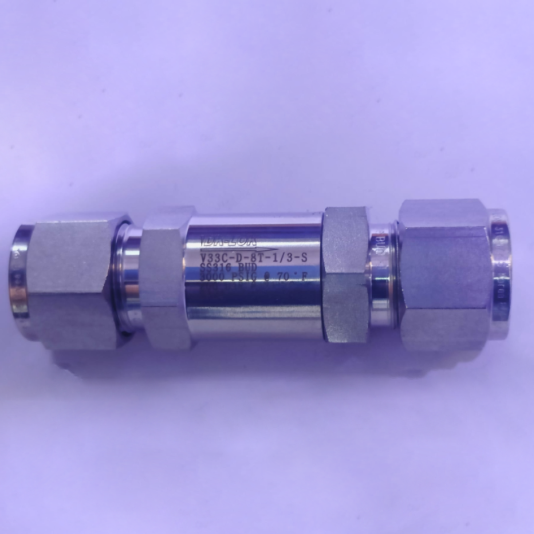 DK-LOK V33C Series Poppet Check Valve, 3000 psi, 1/2" Tube OD Connections, SS316, V33C-D-8T-1/3-S - image 2