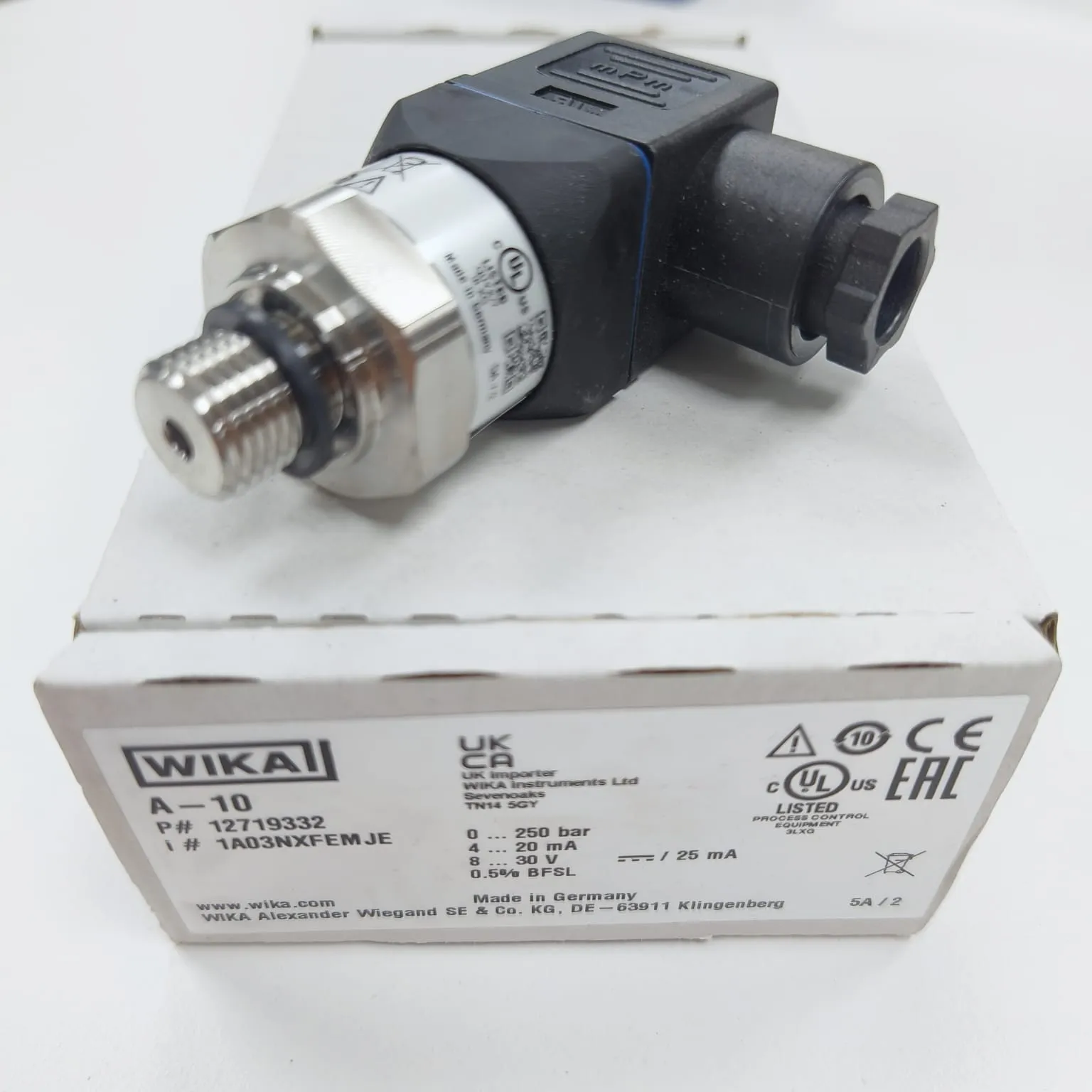WIKA A-10 Pressure Transmitter, 0...250 Bar Gauge, G 1/4 A DIN EN ISO 1179-2 Connection, Valve Connector, Size A, 12719332 - image 2