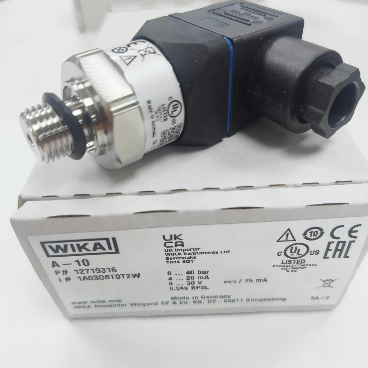 WIKA A-10 Pressure Transmitter, 0...40 Bar Gauge, G 1/4 A DIN EN ISO 1179-2 Connection, Valve Connector, Size A, 12719316 - image 2