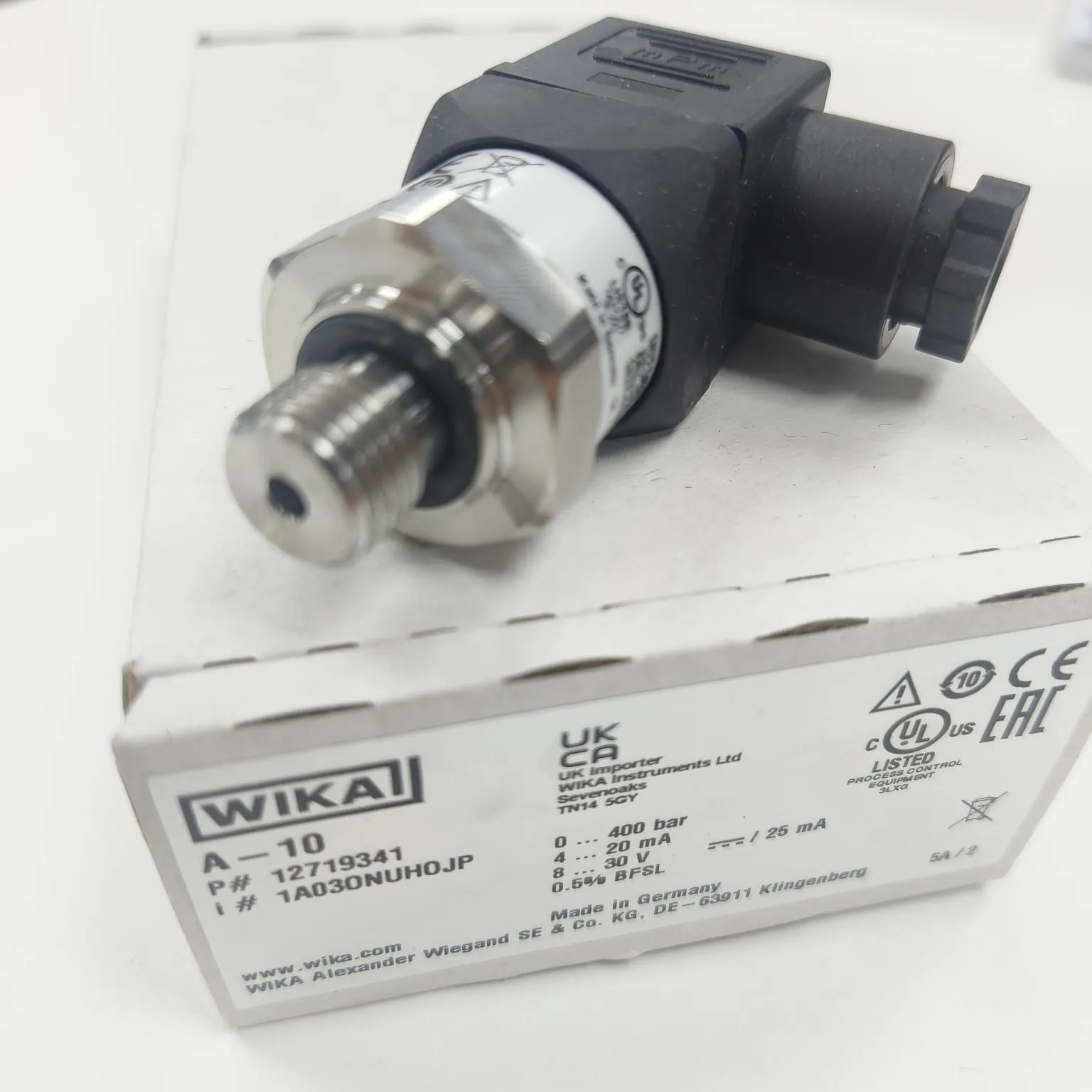 WIKA A-10 Pressure Transmitter, 0...400 Bar Gauge, G 1/4 A DIN EN ISO 1179-2 Connection, Valve Connector, Size A, 12719341 - image 2