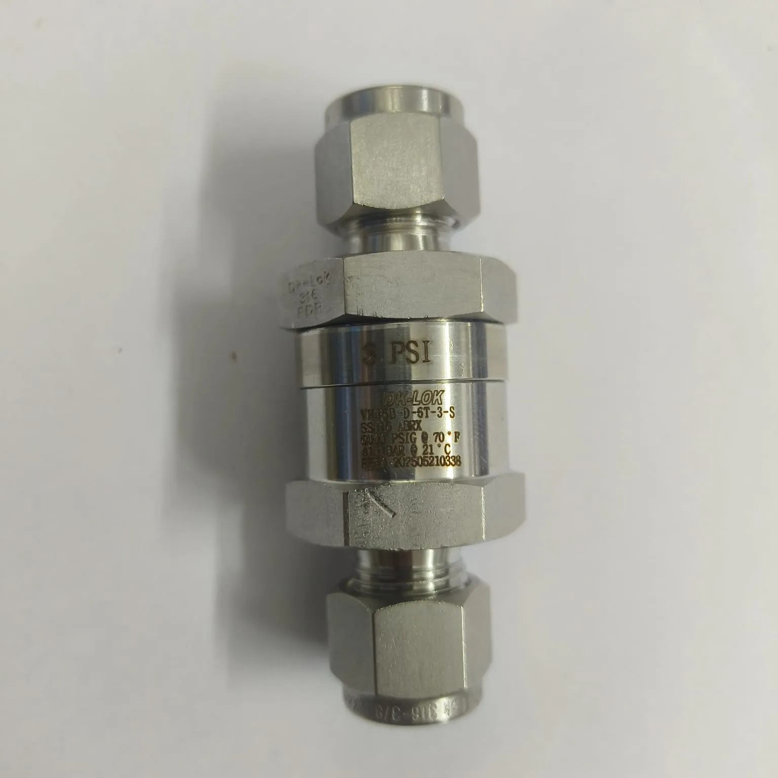 DK-LOK VH36 Series High Pressure Check Valve, 6,000 psig, 3/8" Tube OD Connections, SS316, VH36B-D-6T-3-S - image 2