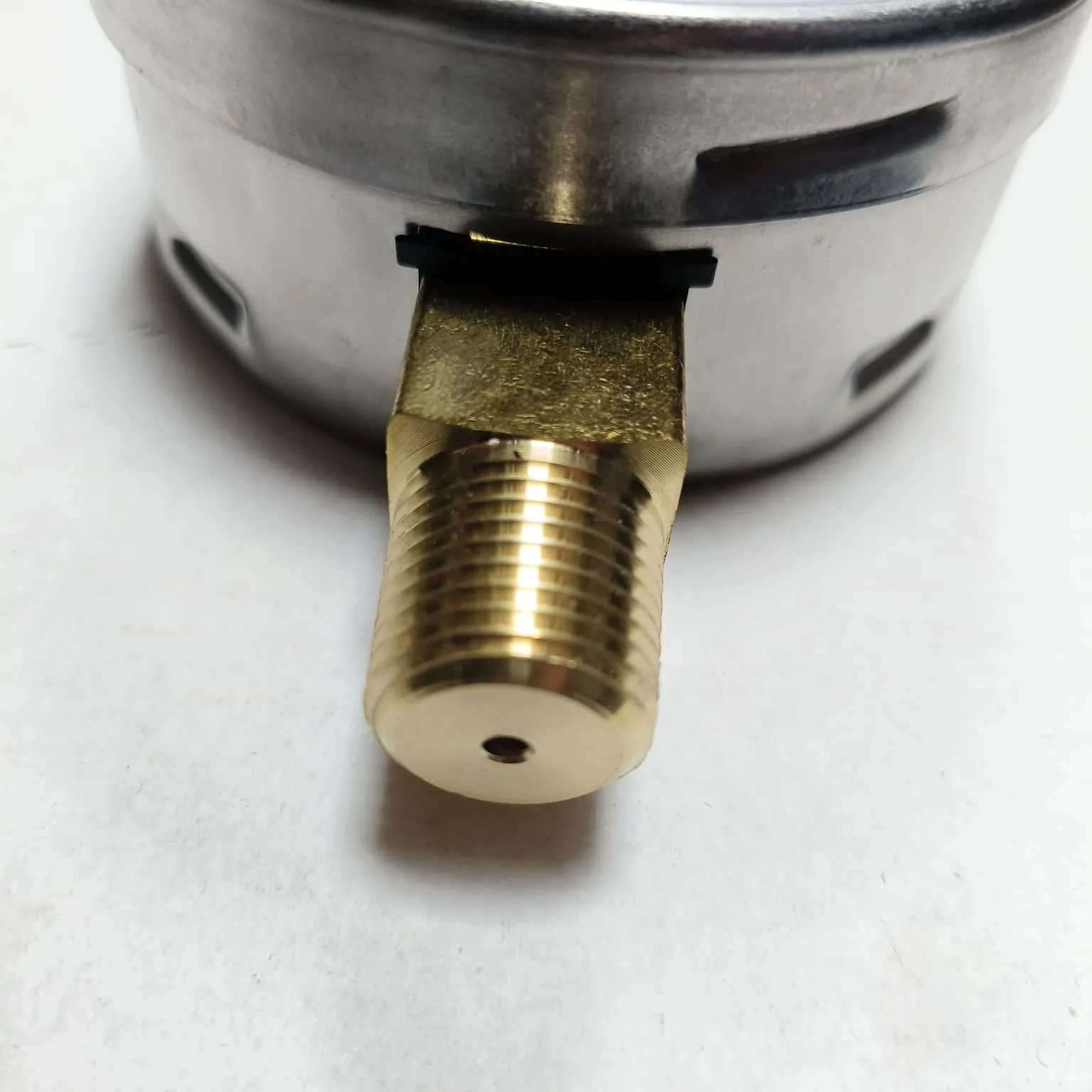 Wika Capsule Pressure Gauge Model 612.20.100, 0...300 mbar, Dual Scale, 4" Dial, 1/2" NPT Lower Mount, 84272196 - image 6