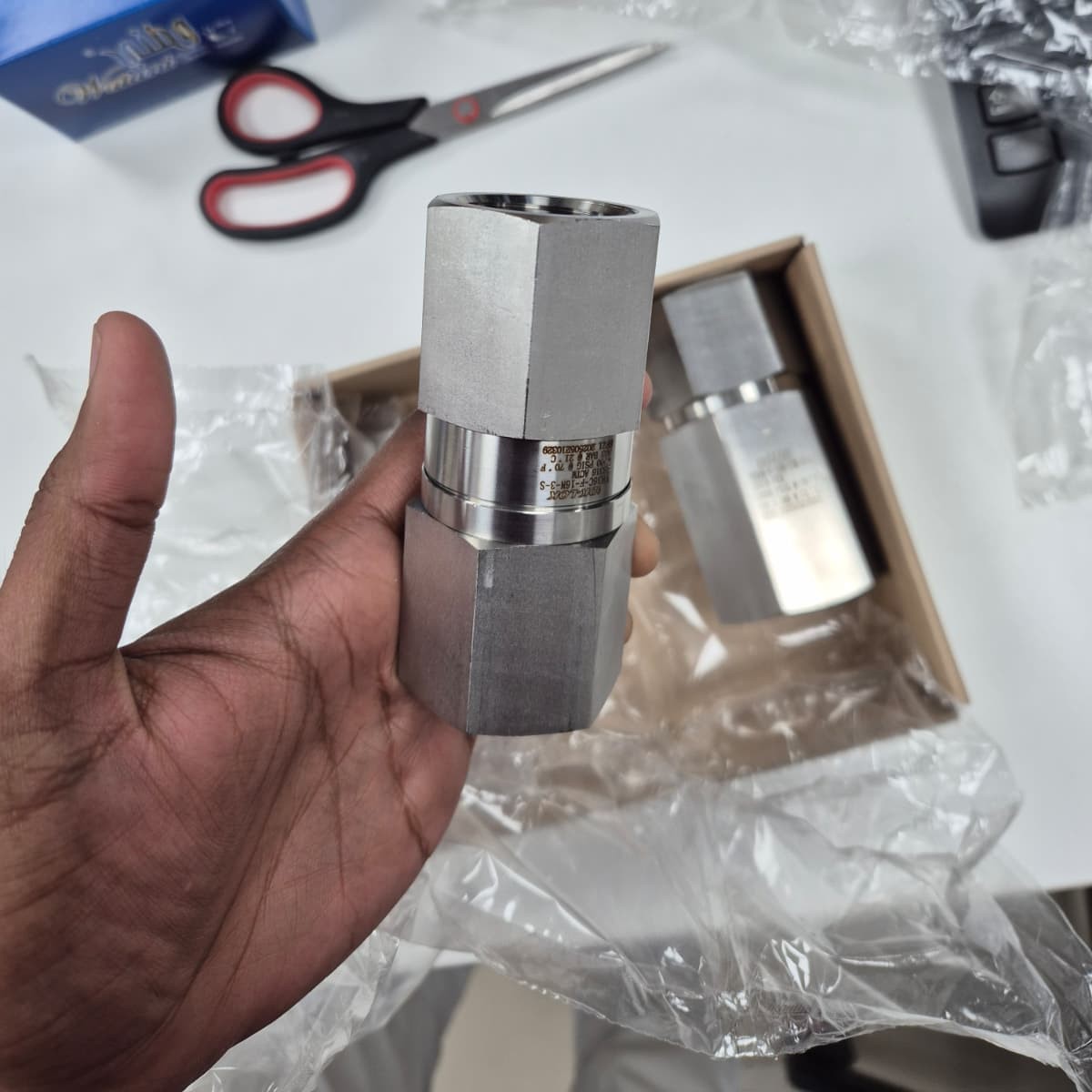 DK-LOK high pressure check valves - Ex-stock supplied to US